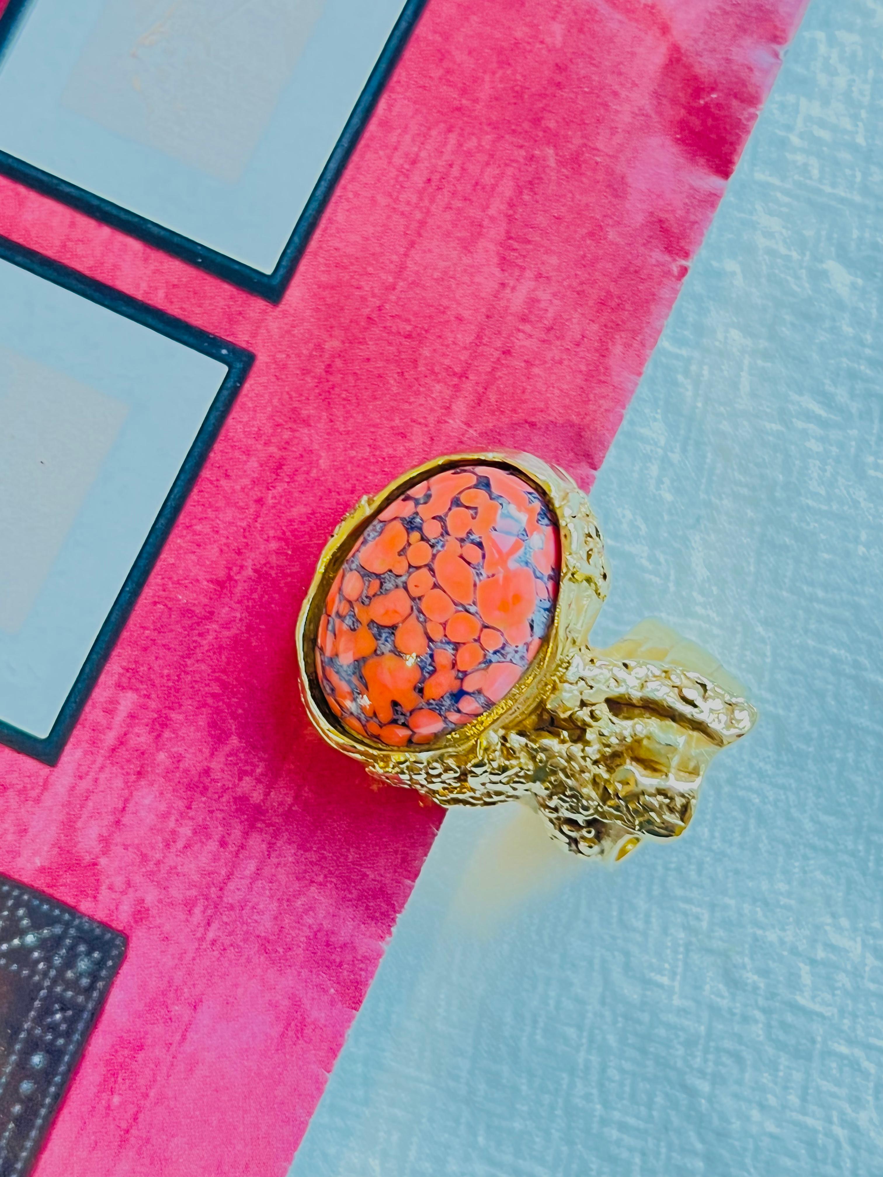 Yves Saint Laurent YSL Arty Cabochon Coral Orange Marble Bague en or épais, US 7 Excellent état - En vente à Wokingham, England