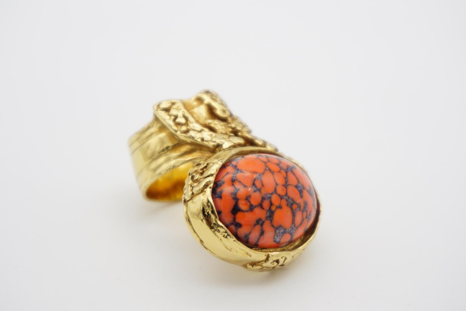 Yves Saint Laurent YSL Arty Cabochon Coral Orange Marble Chunky Ring, Size 7 For Sale 3