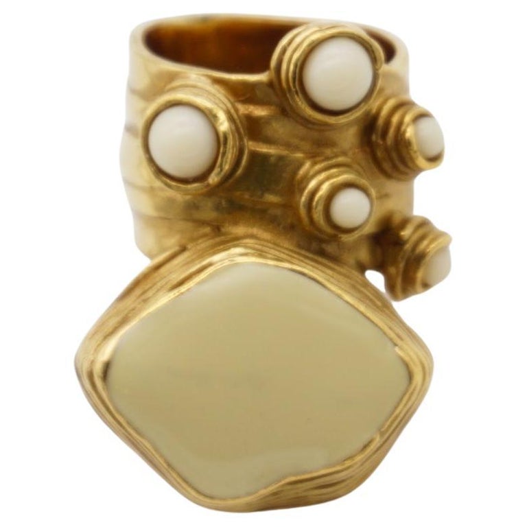 Yves Saint Laurent YSL Arty Cabochon Cream Yellow Enamel Chunky Dot Ring,  Size 7 For Sale at 1stDibs