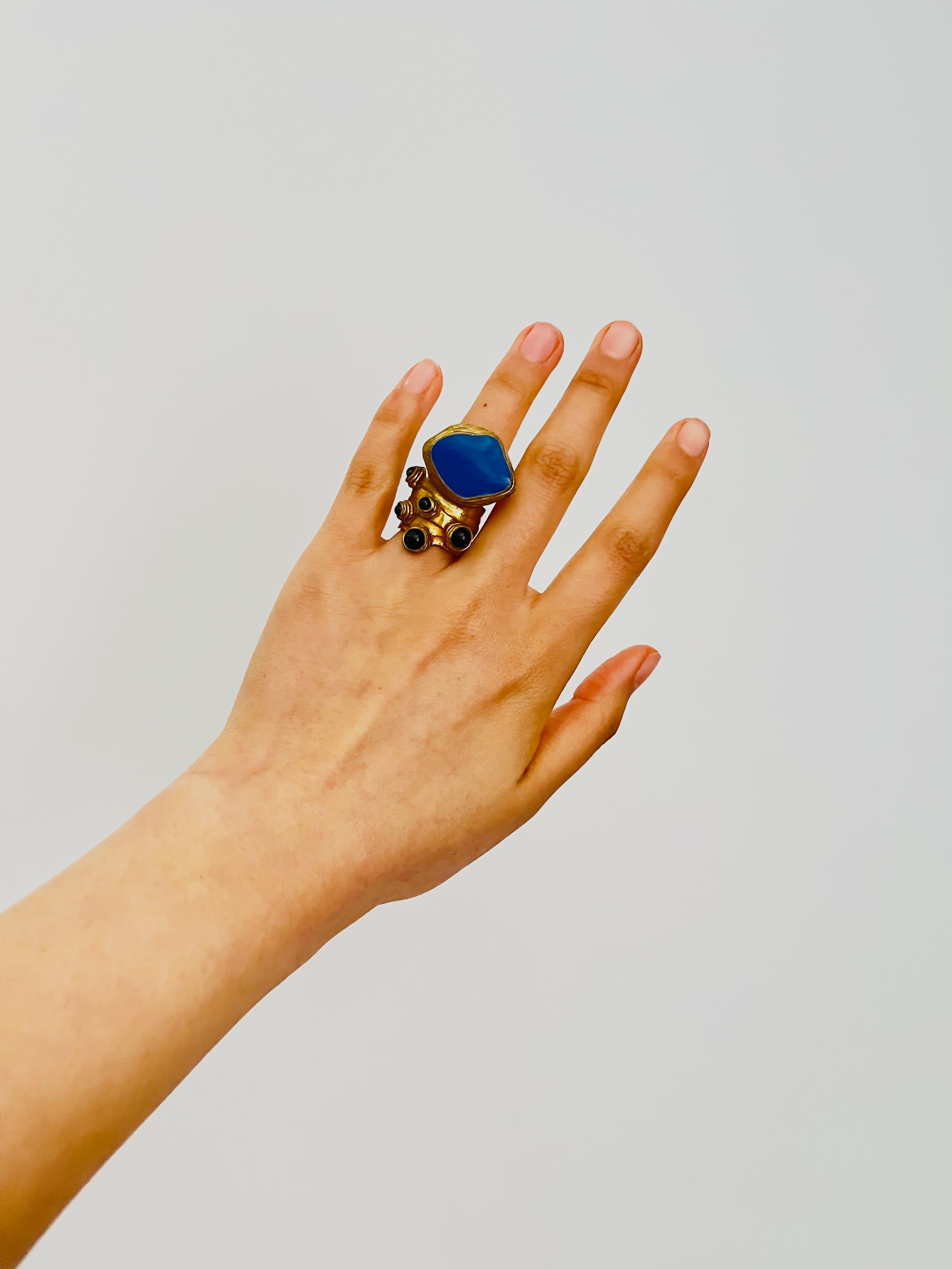 Yves Saint Laurent YSL Arty Cabochon Navy Enamel Black Dots Statement Ring, US 5 im Angebot 1