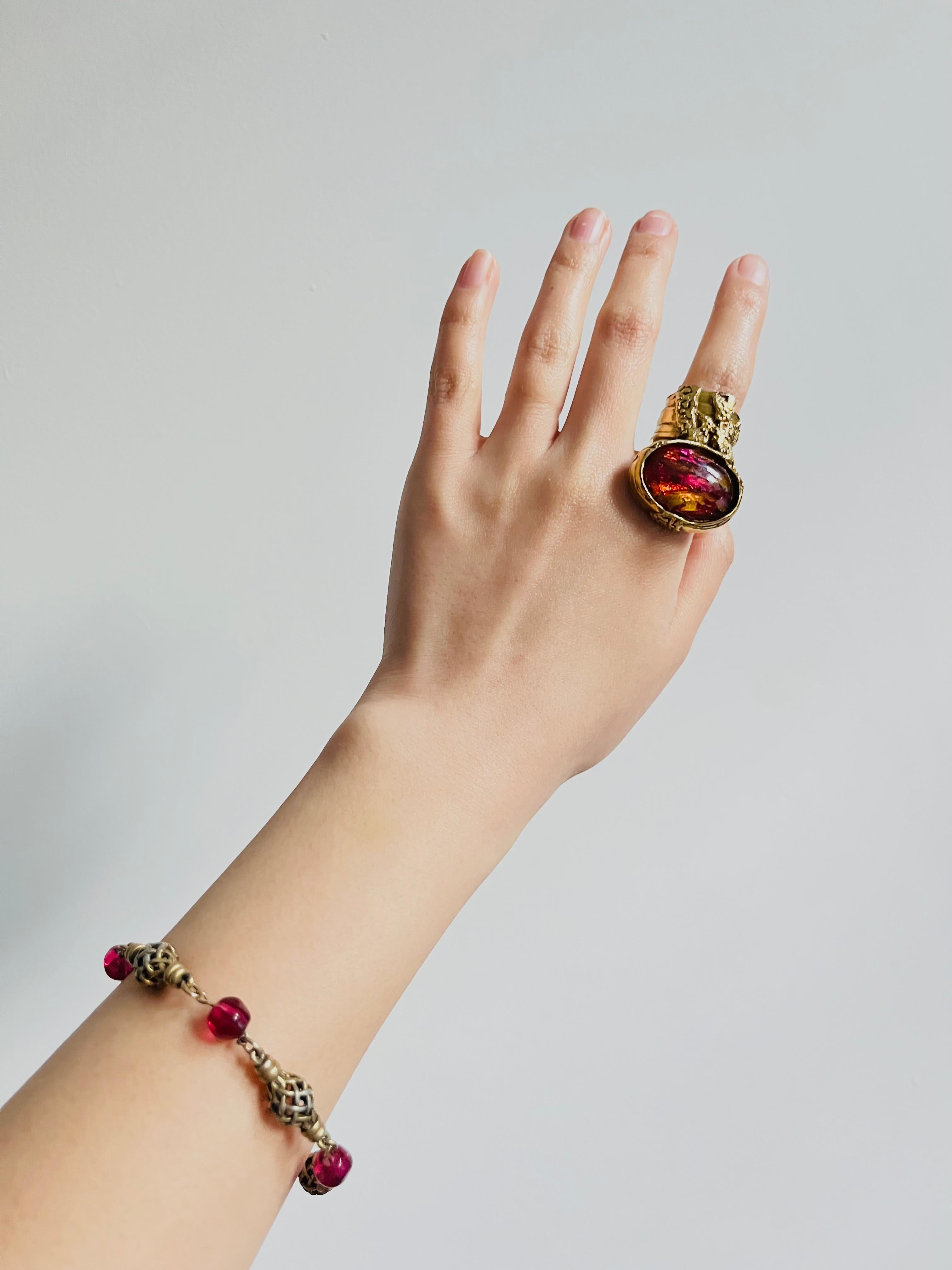 Yves Saint Laurent YSL Arty Clear Icy Ruby Foil Cabochon Statement Ring, misura 6 3