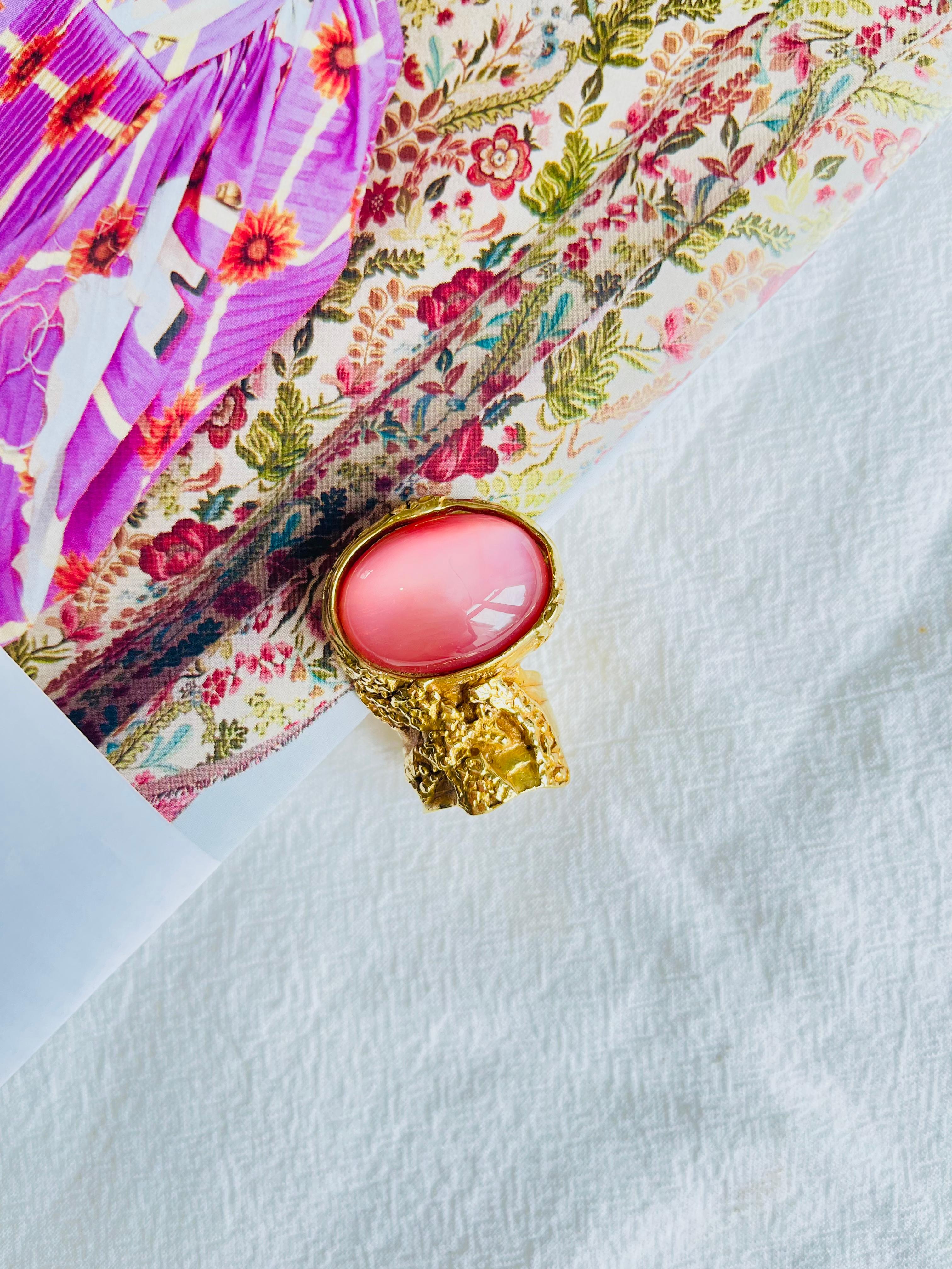 Yves Saint Laurent YSL Arty Anillo grueso de oro con esmalte rosa transparente, talla 6 Art Nouveau en venta