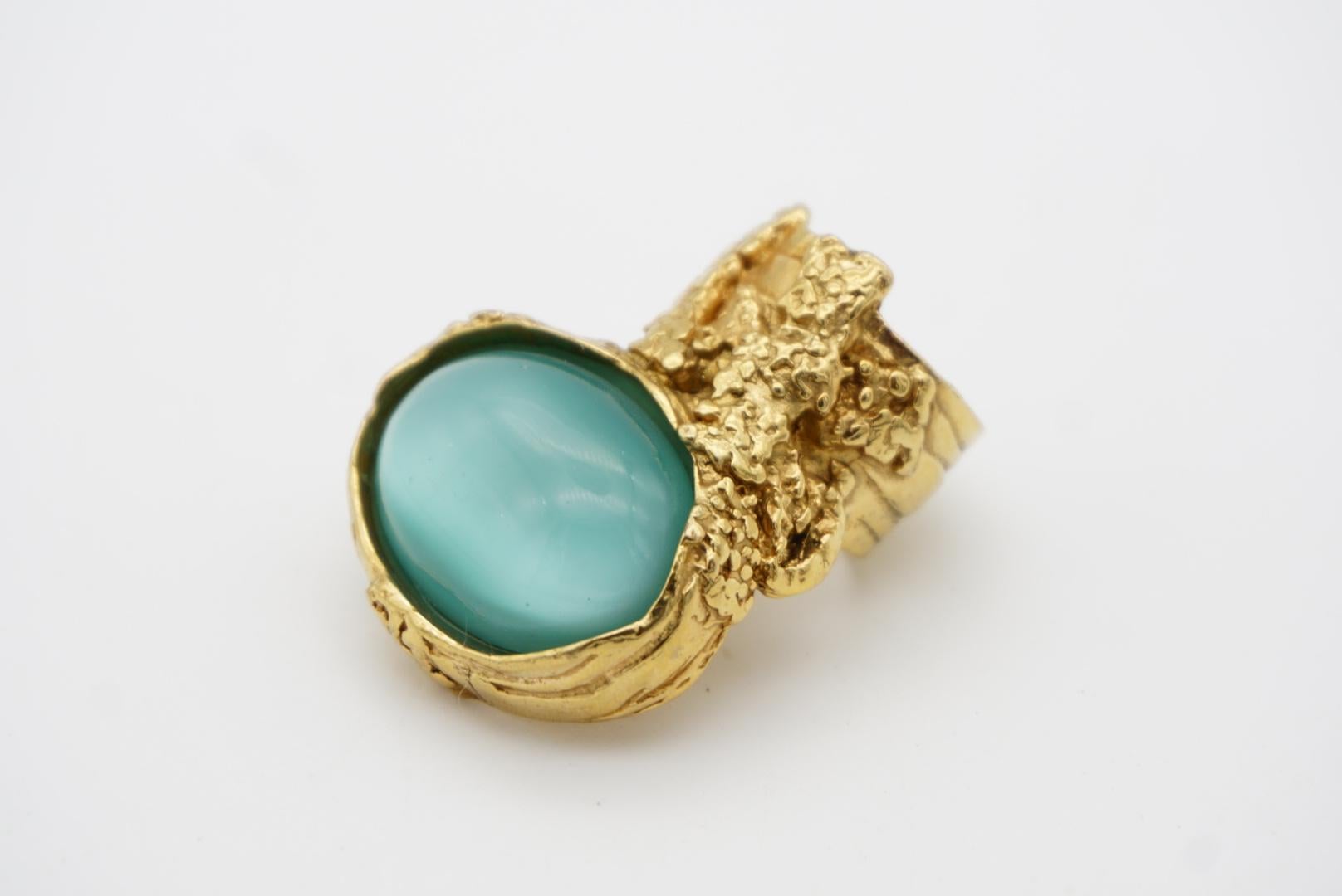 Yves Saint Laurent YSL Arty Clear Soft Green Cabochon Statement Ring, Size 6 In Excellent Condition For Sale In Wokingham, England