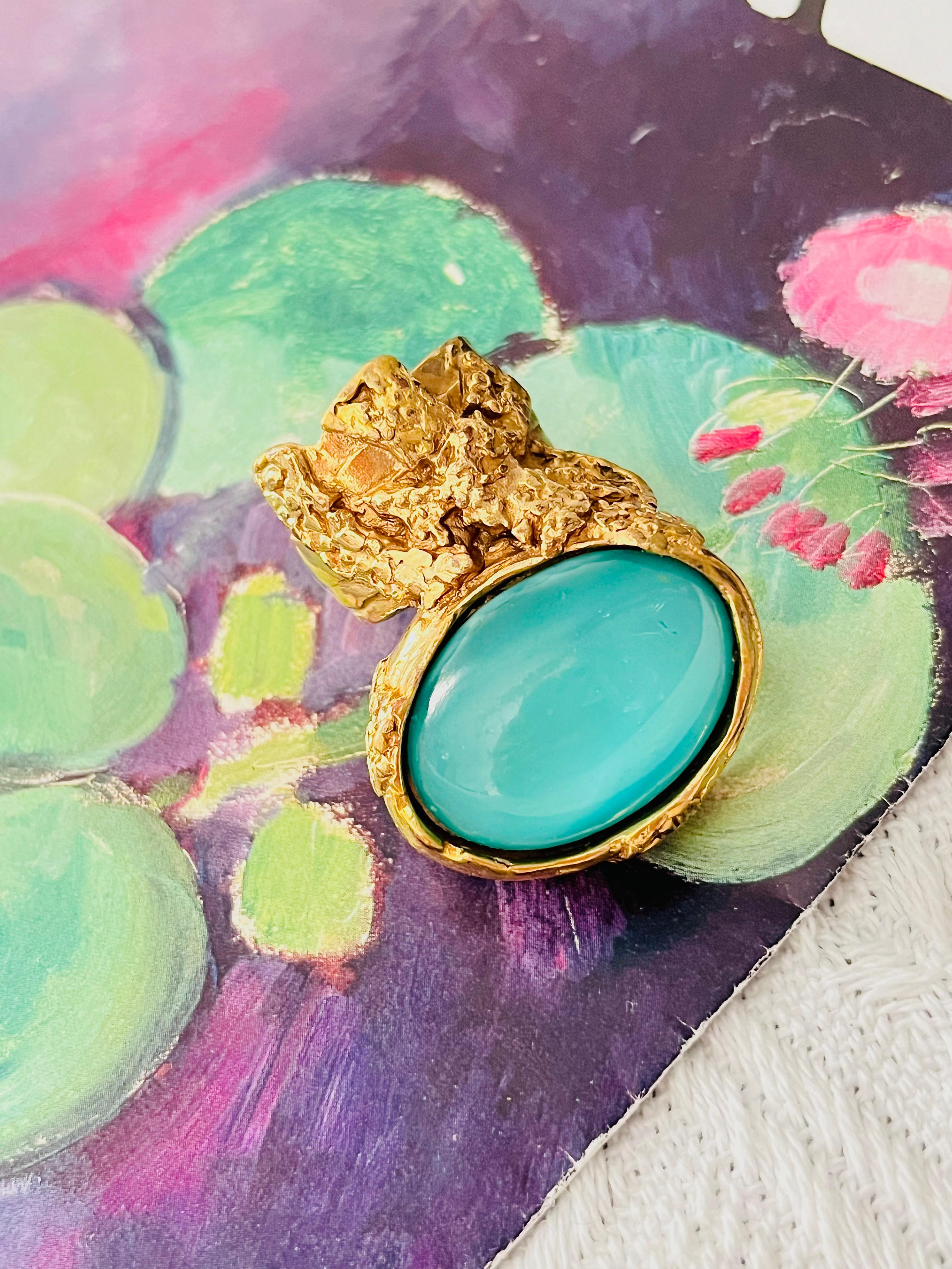 Art Déco Yves Saint Laurent YSL Arty Clear Soft Green Oval Cabochon Statement Ring, US 6