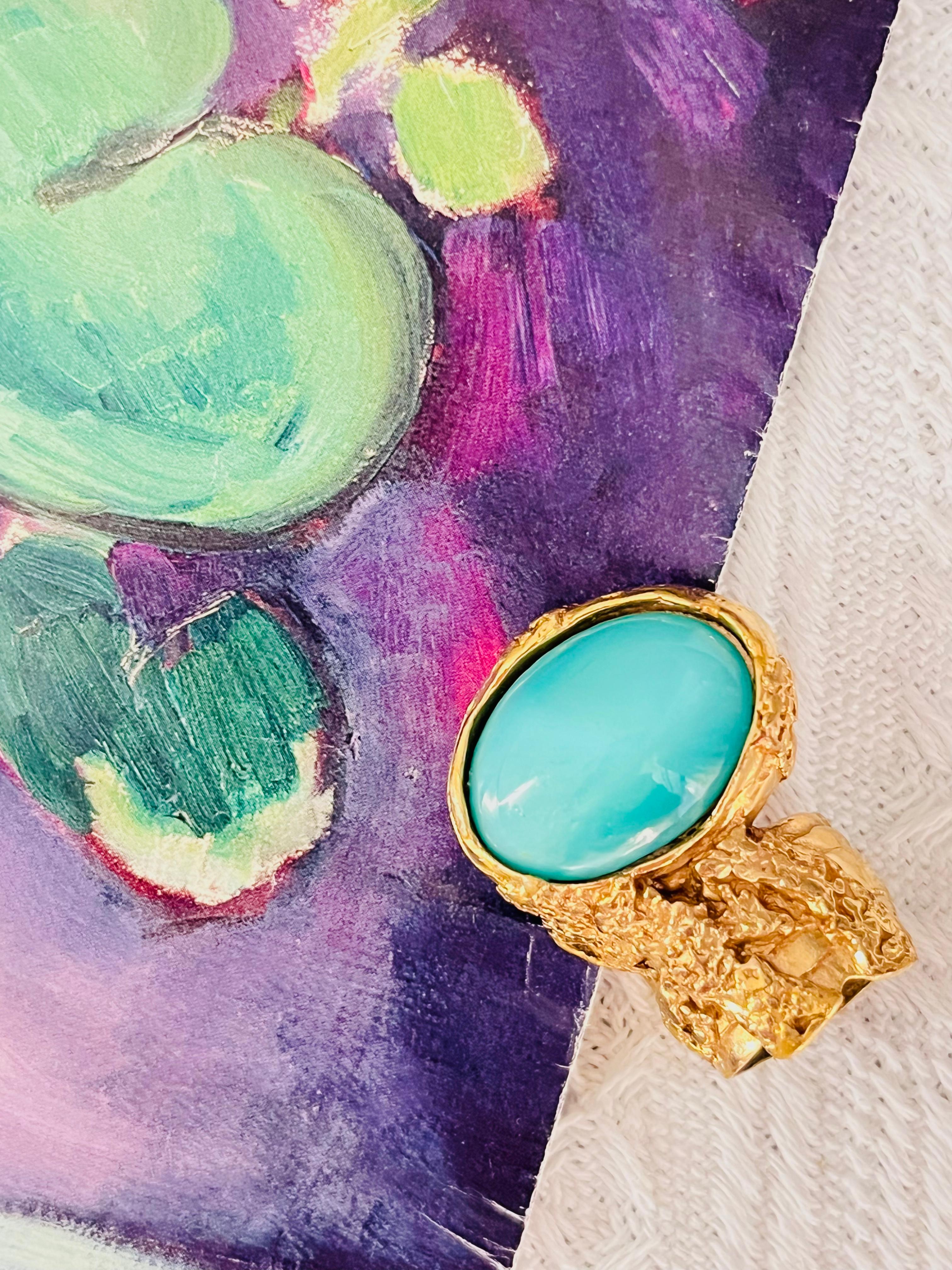Yves Saint Laurent YSL Arty Clear Soft Green Oval Cabochon Statement Ring, US 6 In condizioni buone a Wokingham, England