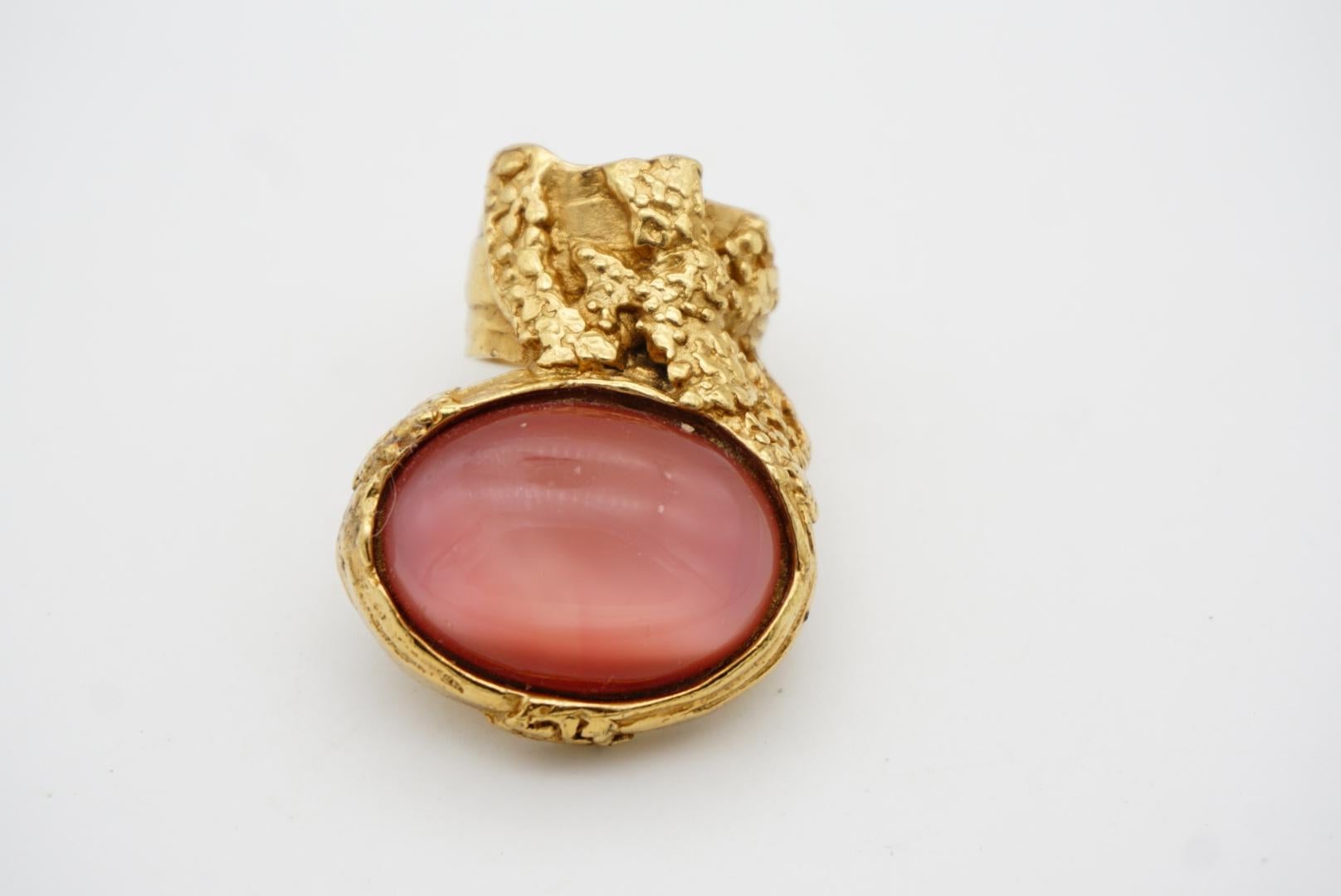 Yves Saint Laurent YSL Arty Clear Soft Pink Cabochon Statement Gold Ring, Size 6 For Sale 2
