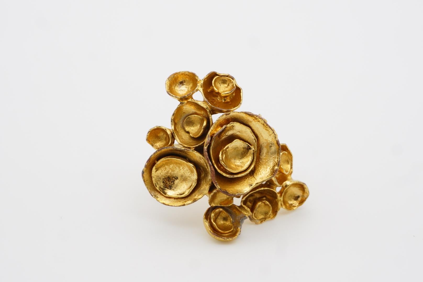 Yves Saint Laurent YSL Arty Cluster Flowers Statement Chunky Gold Ring, Size 7 4