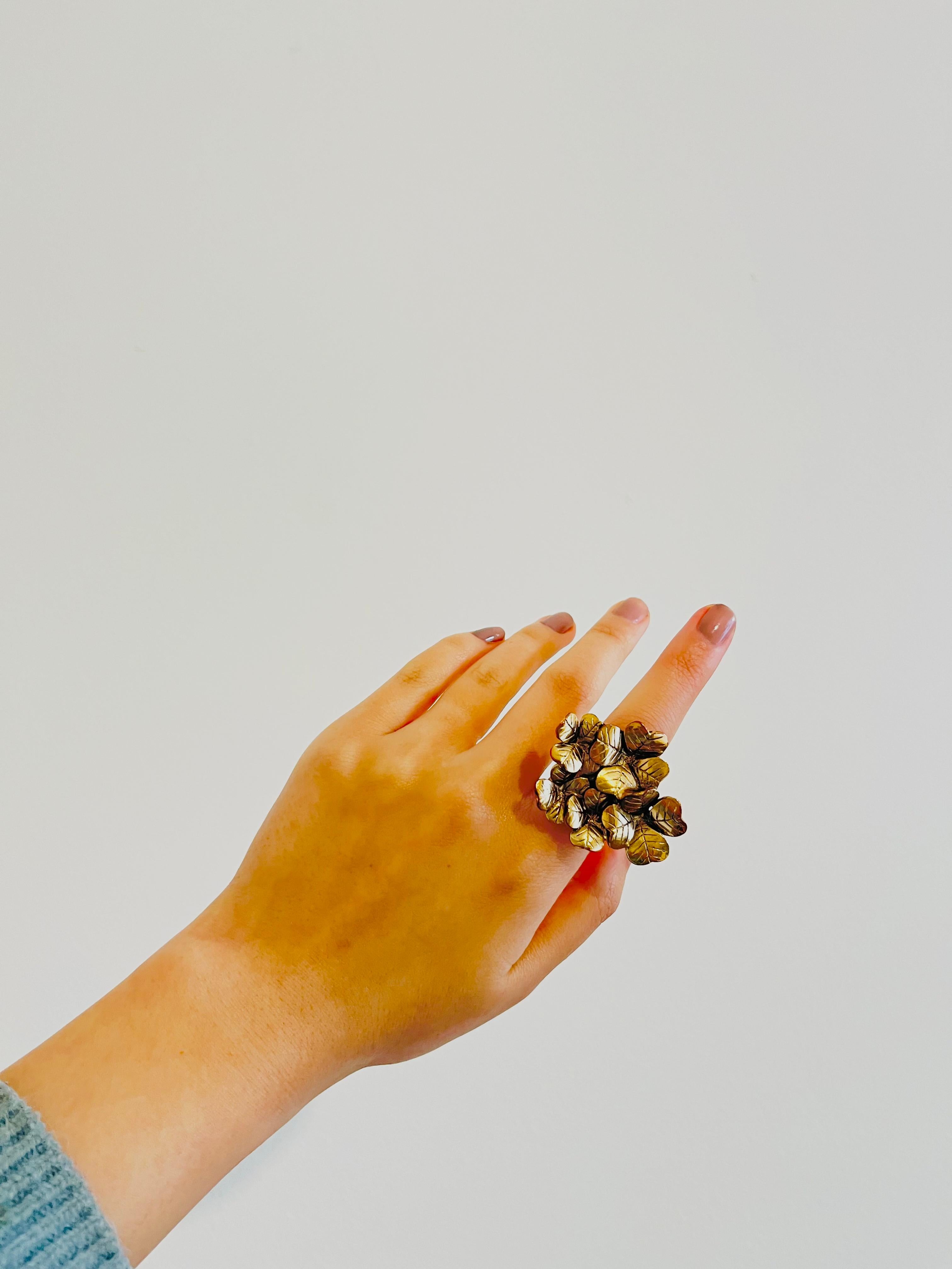 Yves Saint Laurent YSL Arty Cluster Leaf Floral Clover Chunky Gold Ring, Size 6 1
