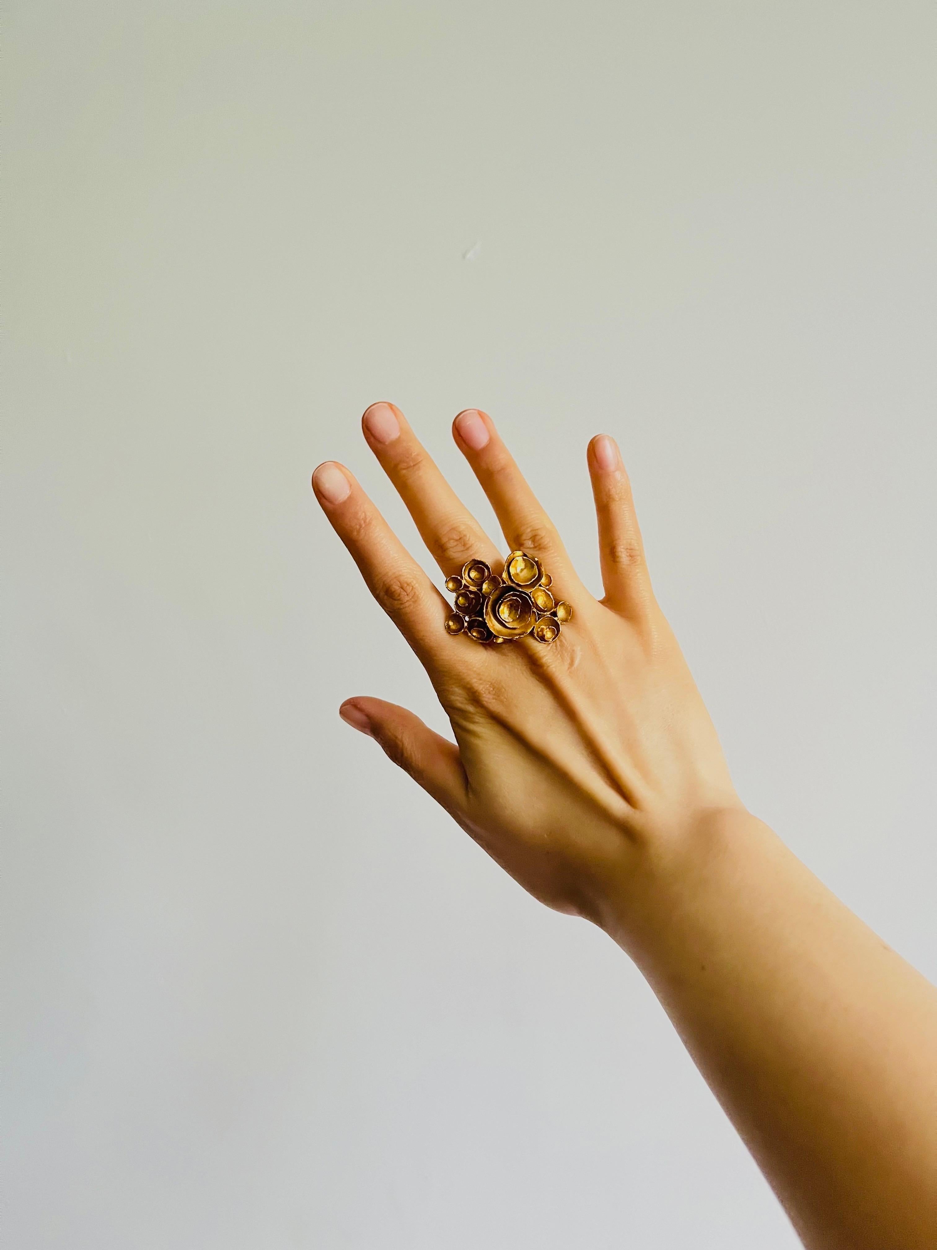 Women's or Men's Yves Saint Laurent YSL Arty Cluster Swirl Flowers Statement Gold Ring, Size 7