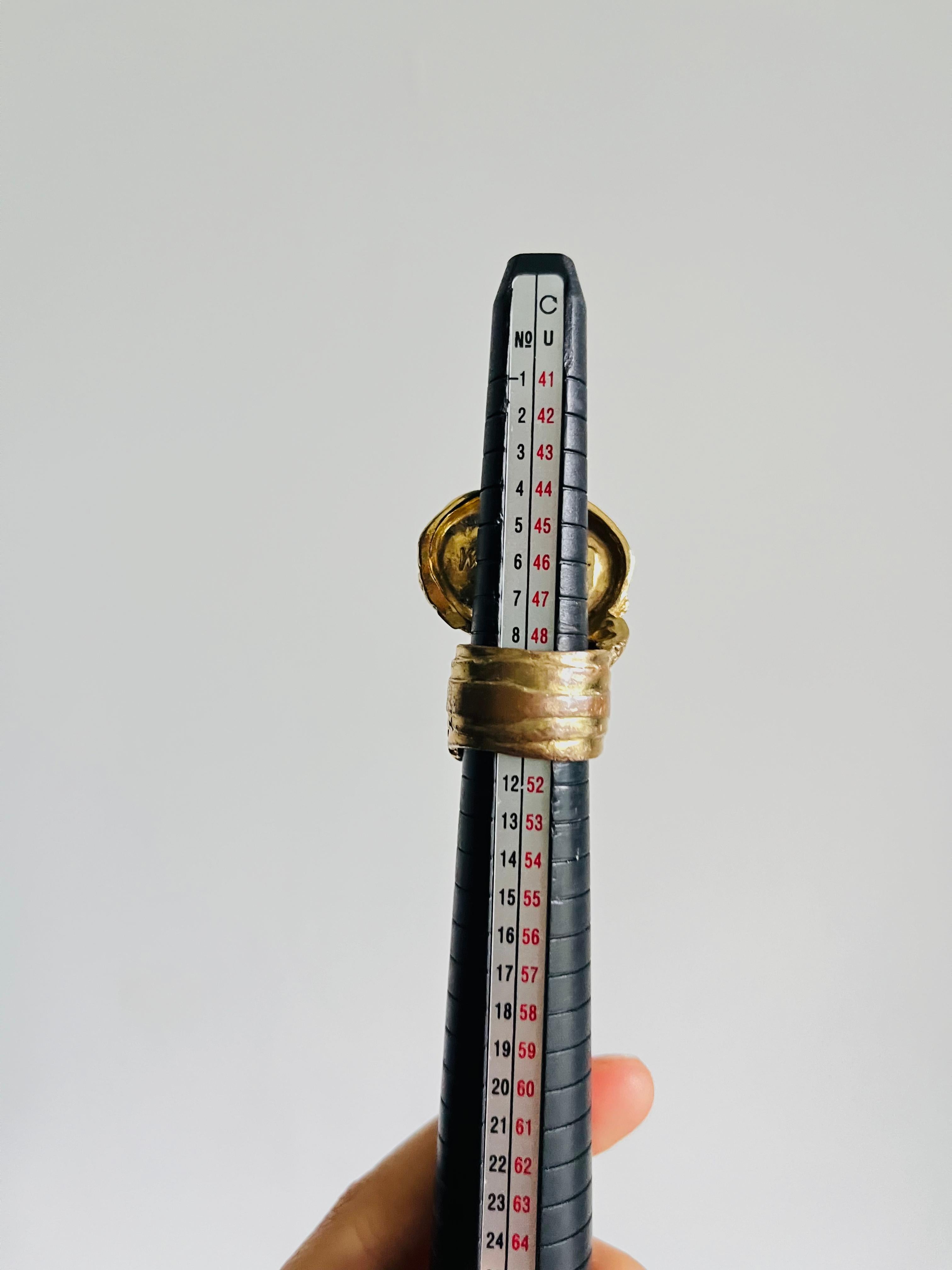 Yves Saint Laurent YSL Arty Anillo de cóctel grueso con cabujón oval rosa grande, US 5 en venta 11