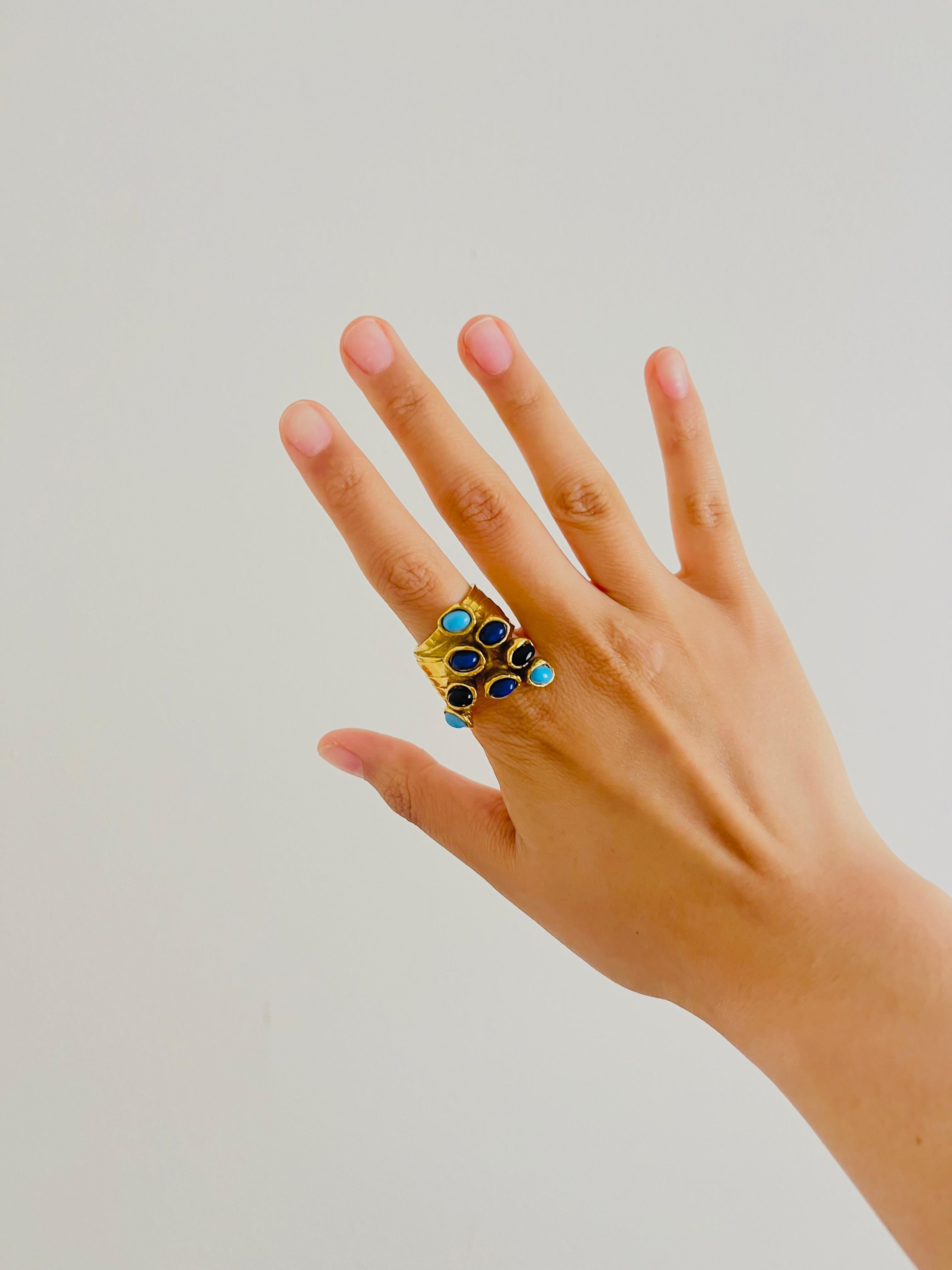 Women's or Men's Yves Saint Laurent YSL Arty Navy Blue Black Dots Enamel Chunky Gold Ring, Size 7 For Sale