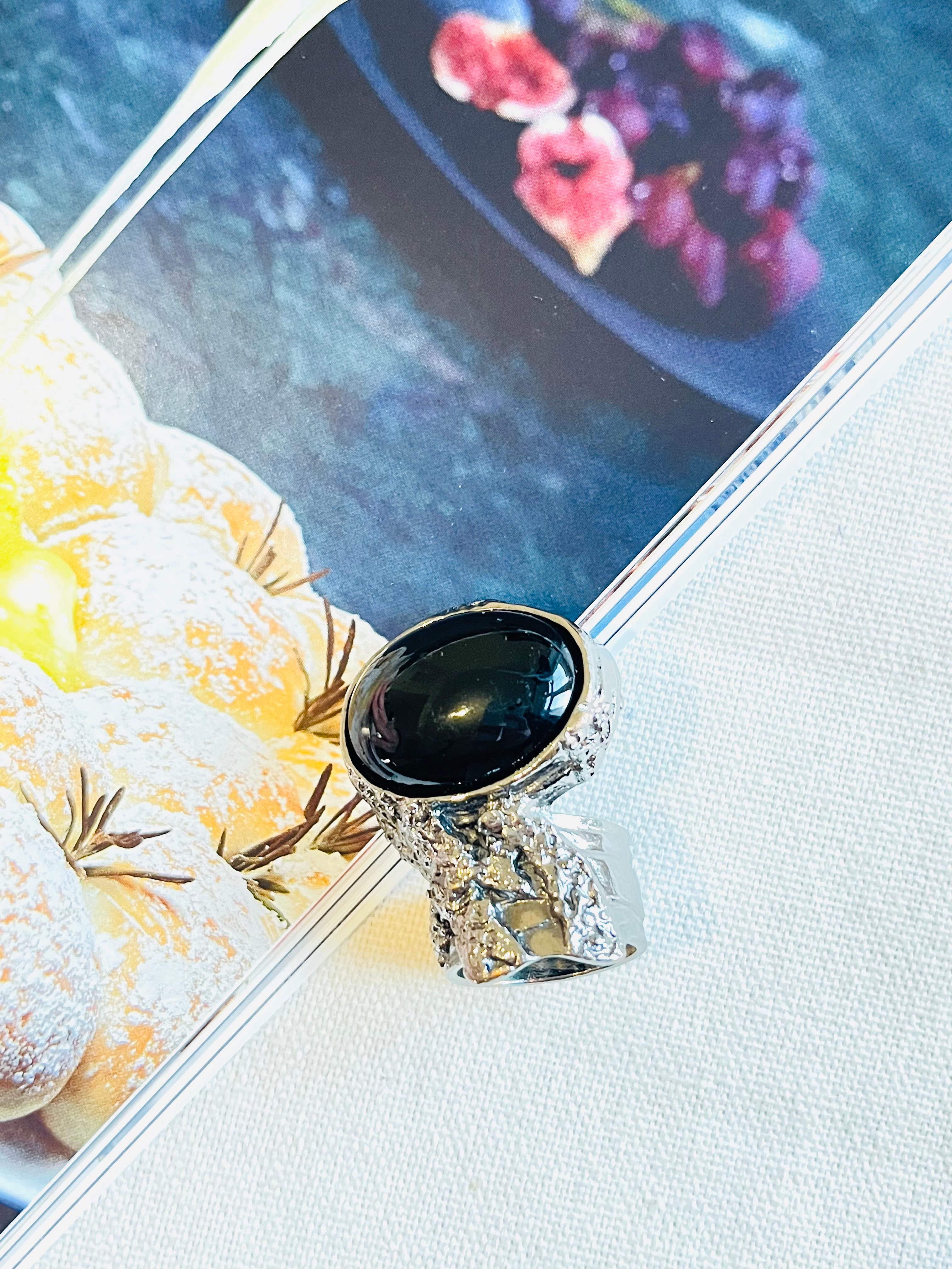 Yves Saint Laurent YSL Anello d'argento con cabochon di onice nero, misura 6 In condizioni buone in vendita a Wokingham, England