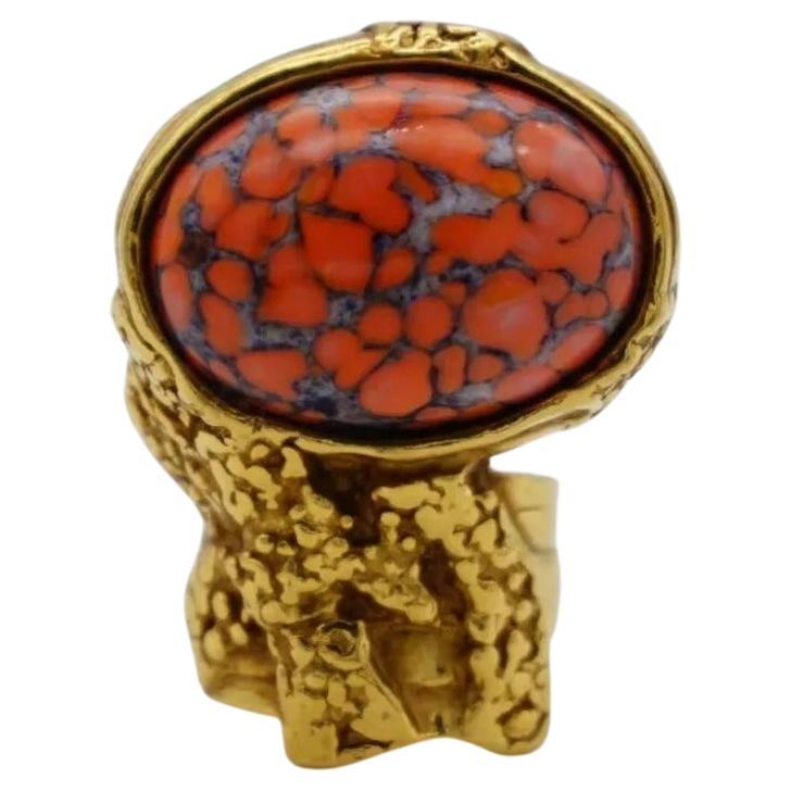 Yves Saint Laurent YSL Arty Orange Koralle Cabochon Aussage Emaille-Ring, Größe 4, Gold-Ton

Sehr guter Zustand und sehr neu. Vintage By, selten. 100% echt.

Yves Saint Laurents Arty Ring ist ein Highlight, das Sie in Ihrem Schmuckarsenal haben