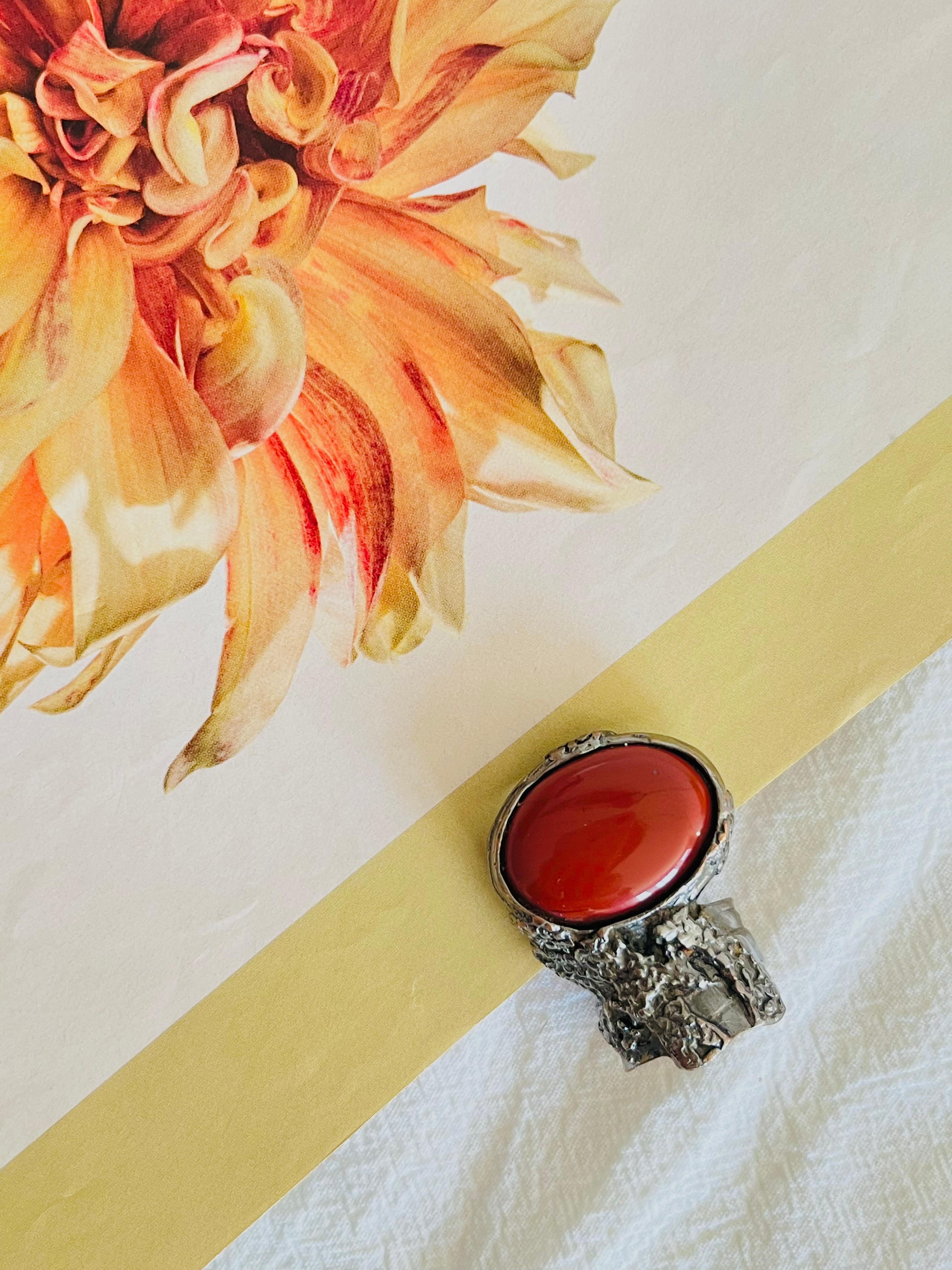 da uomo o donna Yves Saint Laurent YSL Arty Red Ruby Cabochon Statement Chunky US 6 Silver Ring in vendita