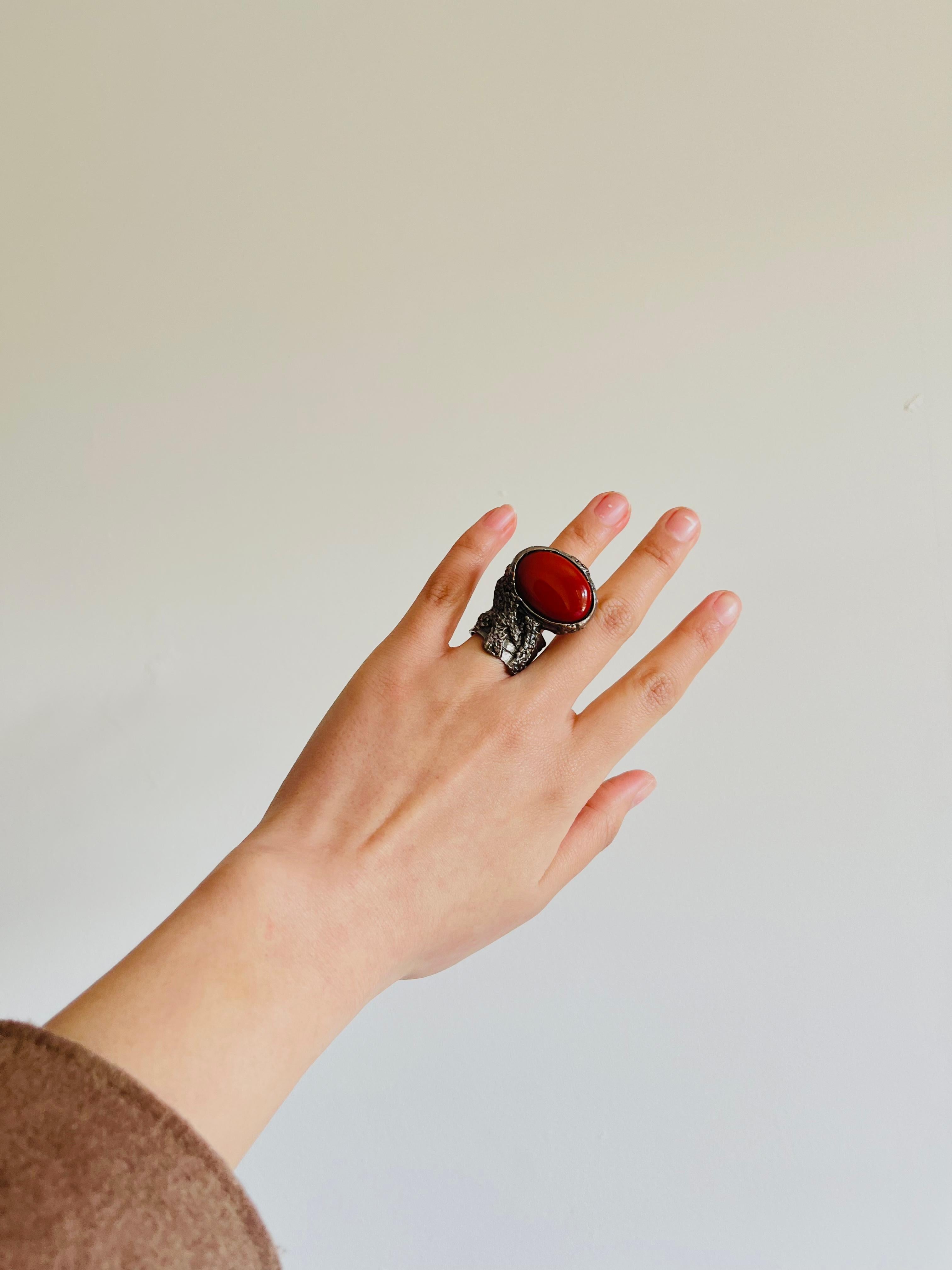 Yves Saint Laurent YSL Arty Red Ruby Cabochon Statement Chunky US 6 Silver Ring in vendita 1