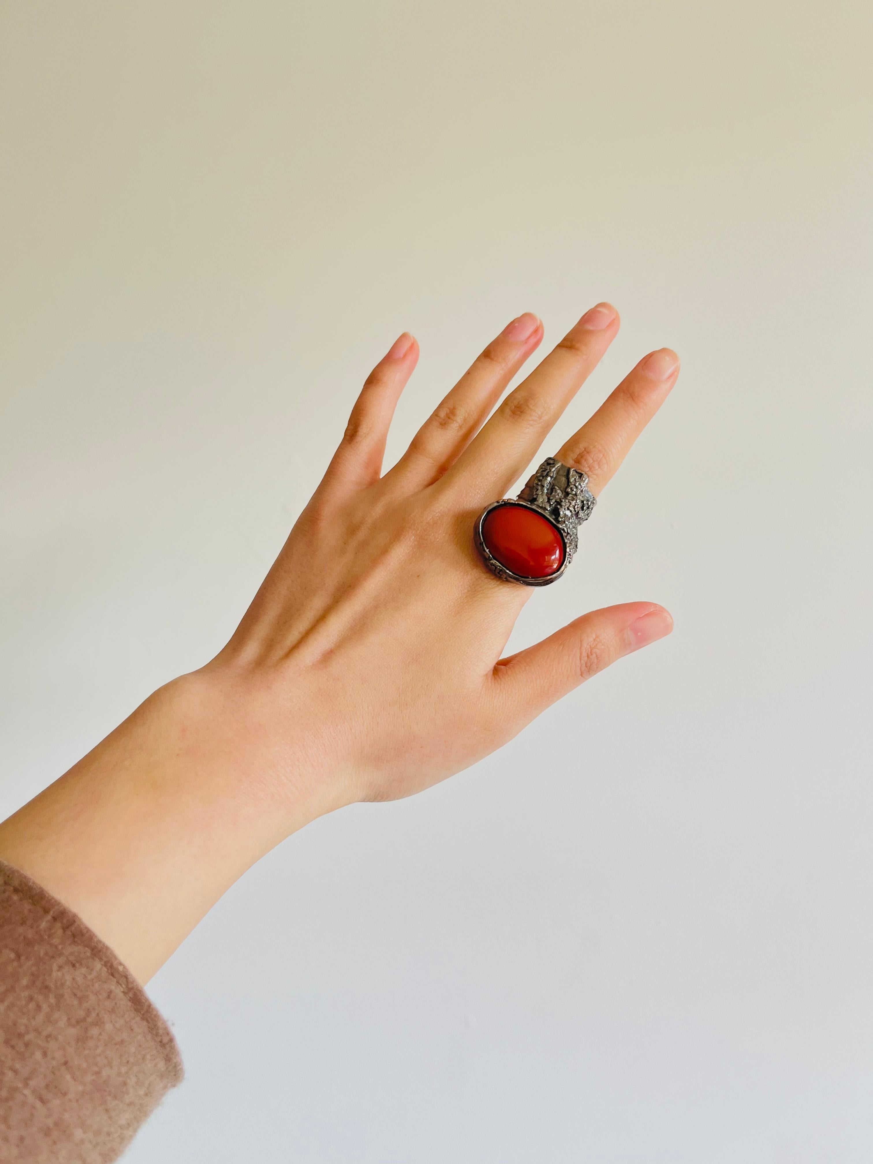Yves Saint Laurent YSL Arty Red Ruby Cabochon Statement Chunky US 6 Silver Ring in vendita 2