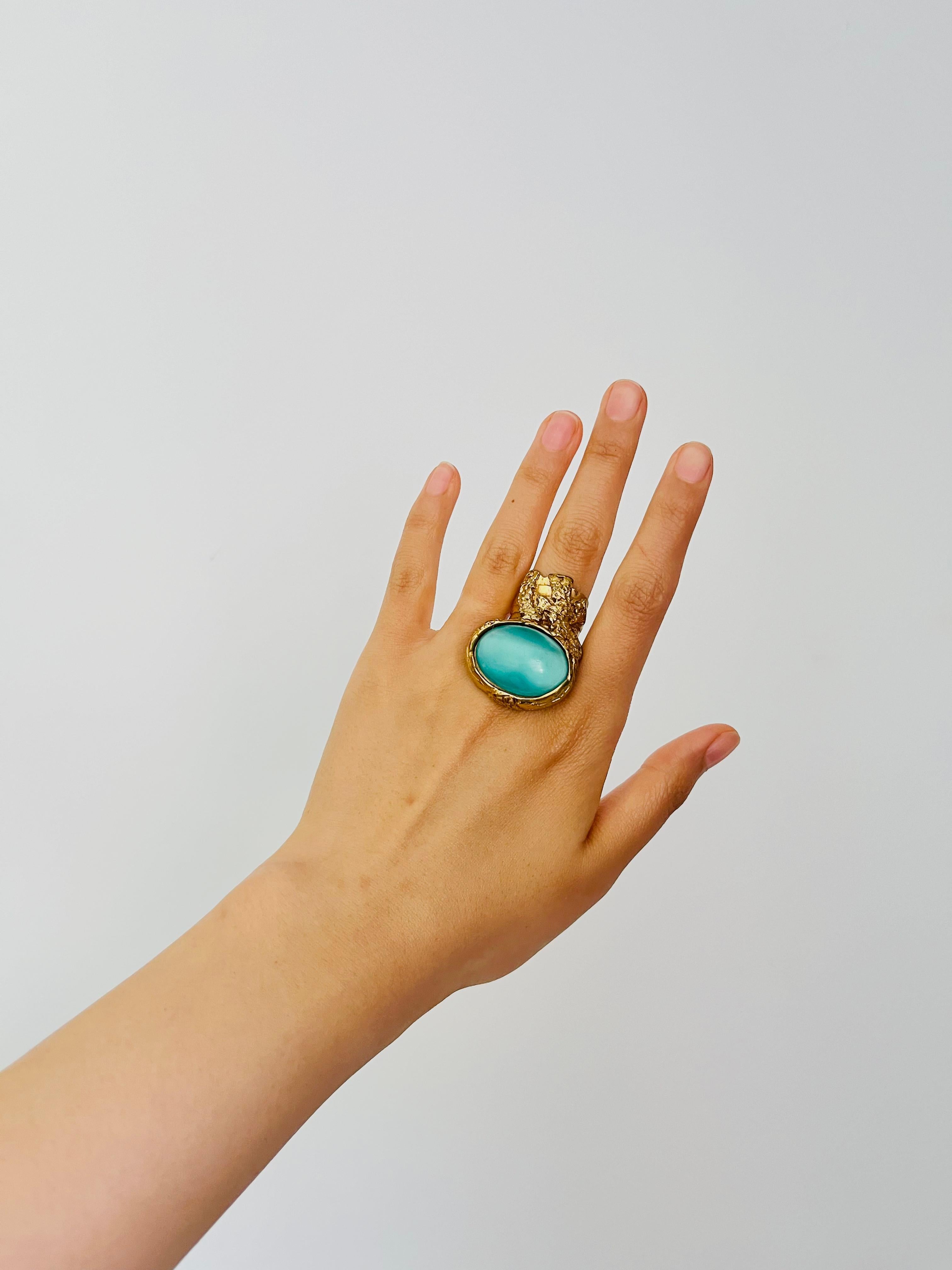 Yves Saint Laurent YSL Arty Soft Clear Green Cabochon Chunky Ring Gold Size 6 en vente 1