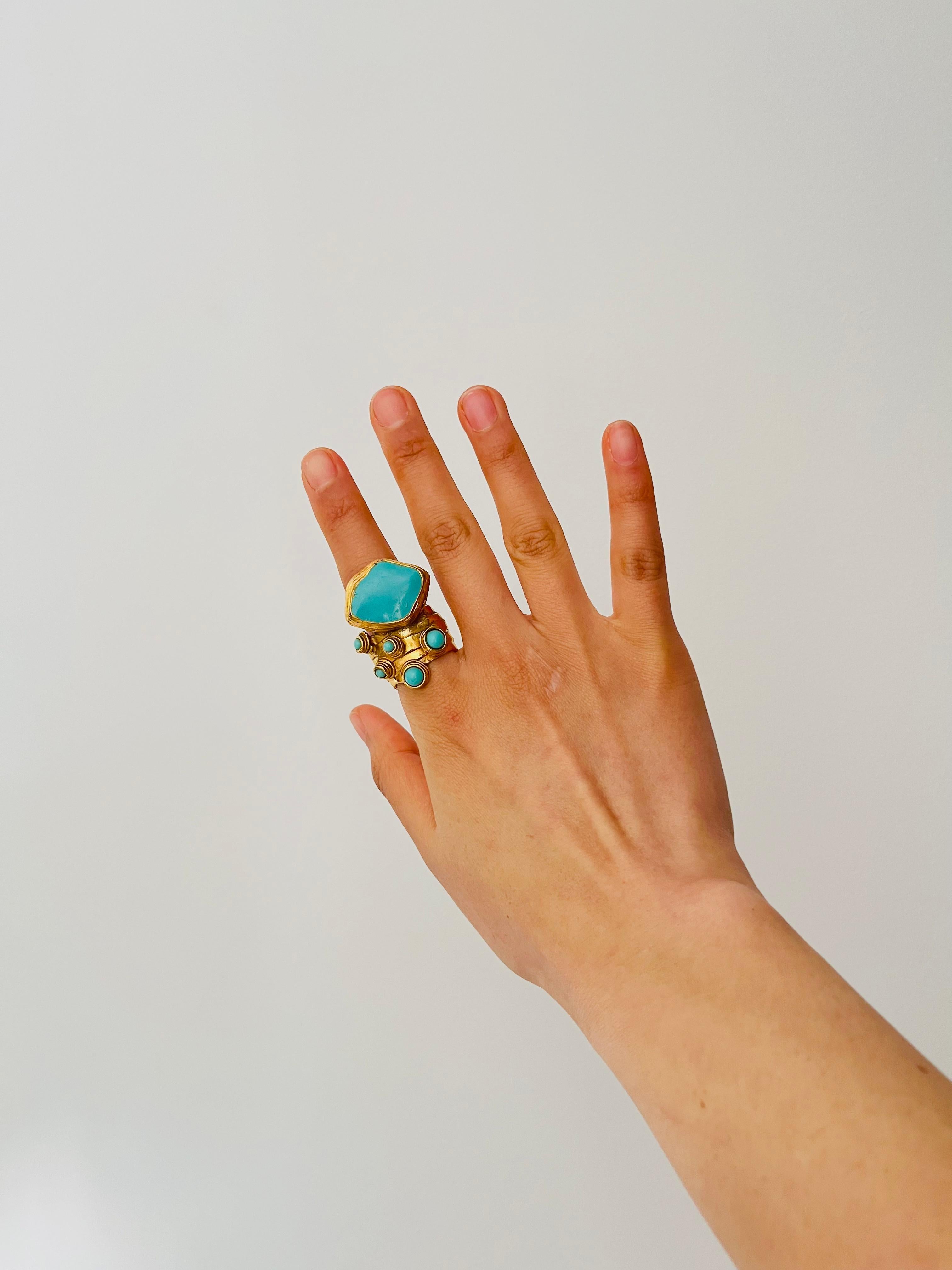 Yves Saint Laurent YSL Arty Turquoise Cabochon Enamel Dots Chunky Ring, Size 7 für Damen oder Herren im Angebot