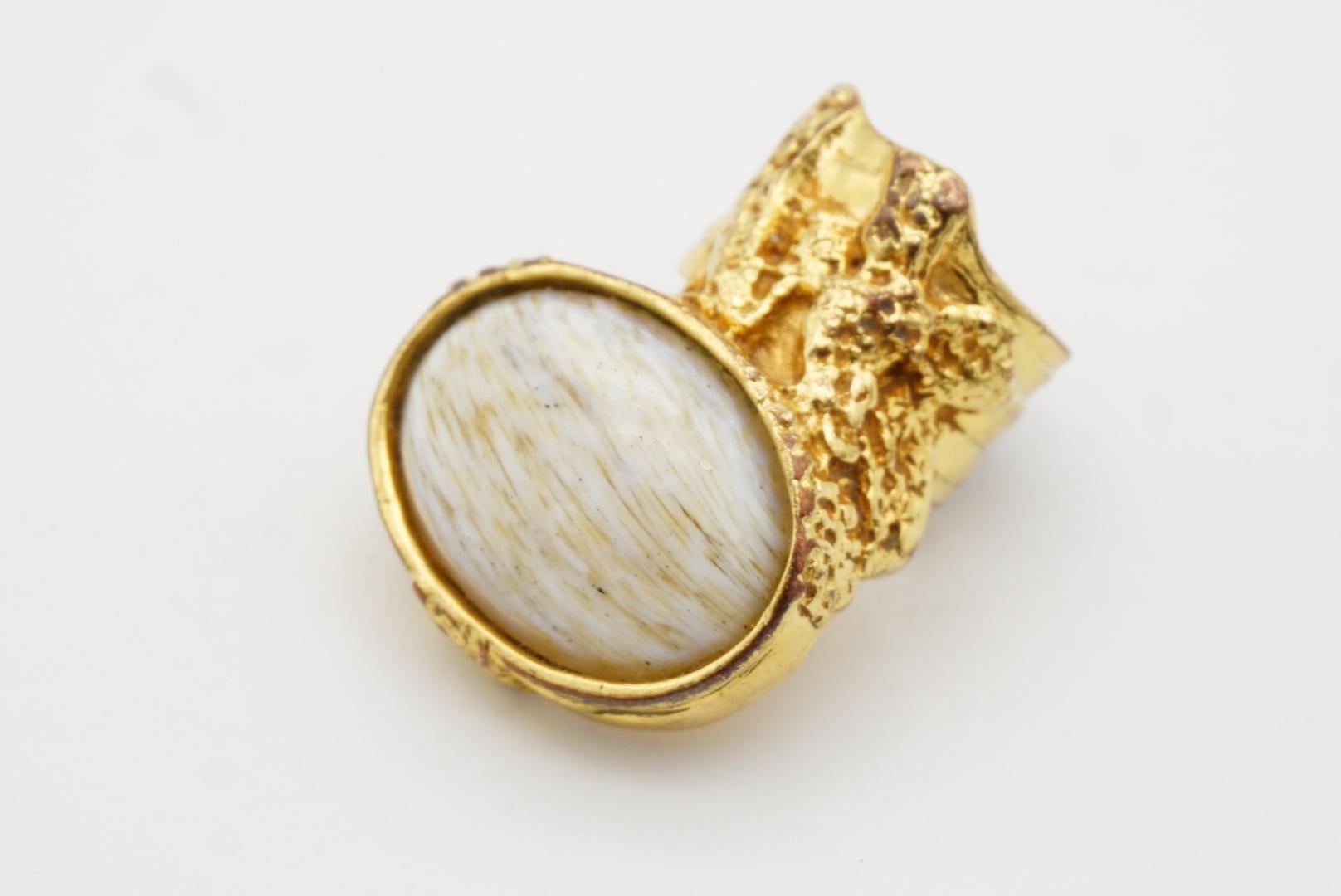 Yves Saint Laurent YSL Arty White Beige Cabochon Statement Chunky Ring, Size 5 2