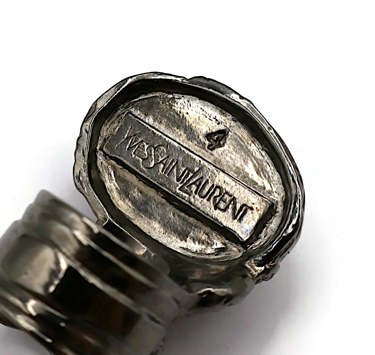 YVES SAINT LAURENT YSL Arty White Marbled Cabochon Ruthenium Tone Ring For Sale 1