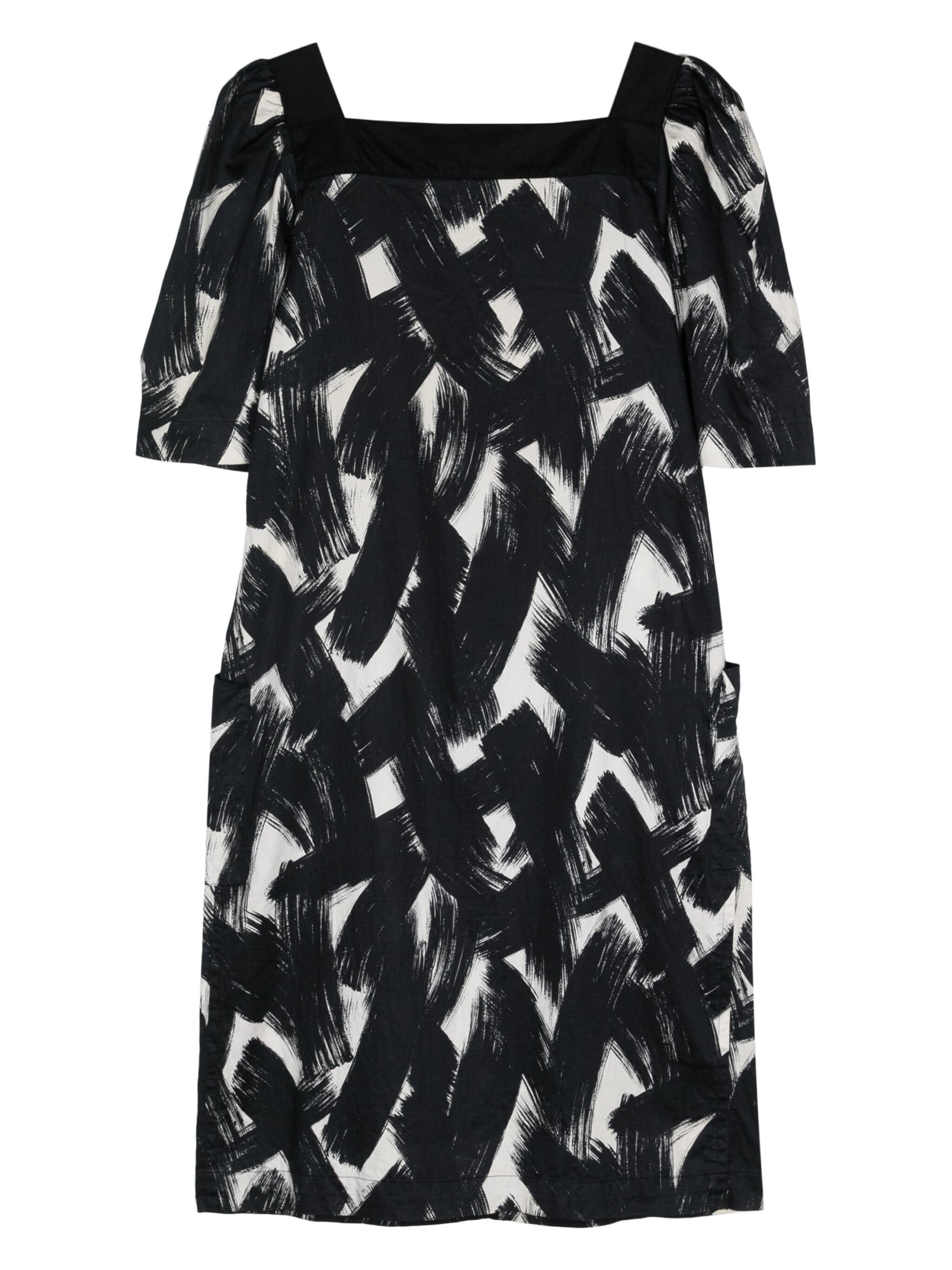Yves Saint Laurent YSL black cotton dress featuring black/white abstract pattern print, an oversize fitting, square neck, short sleeves, two side patch pockets, straight hem.
Circa 1980's
Composition: 100% cotton
Estimated size 38fr/US6 /UK10
Made