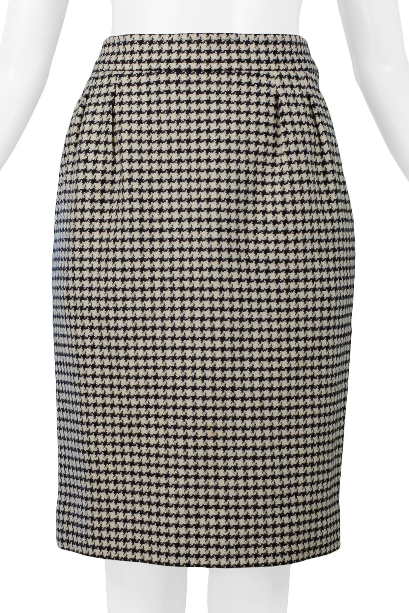 Donna Yves Saint Laurent YSL Abito con gonna in lana a quadri bianchi e neri in vendita