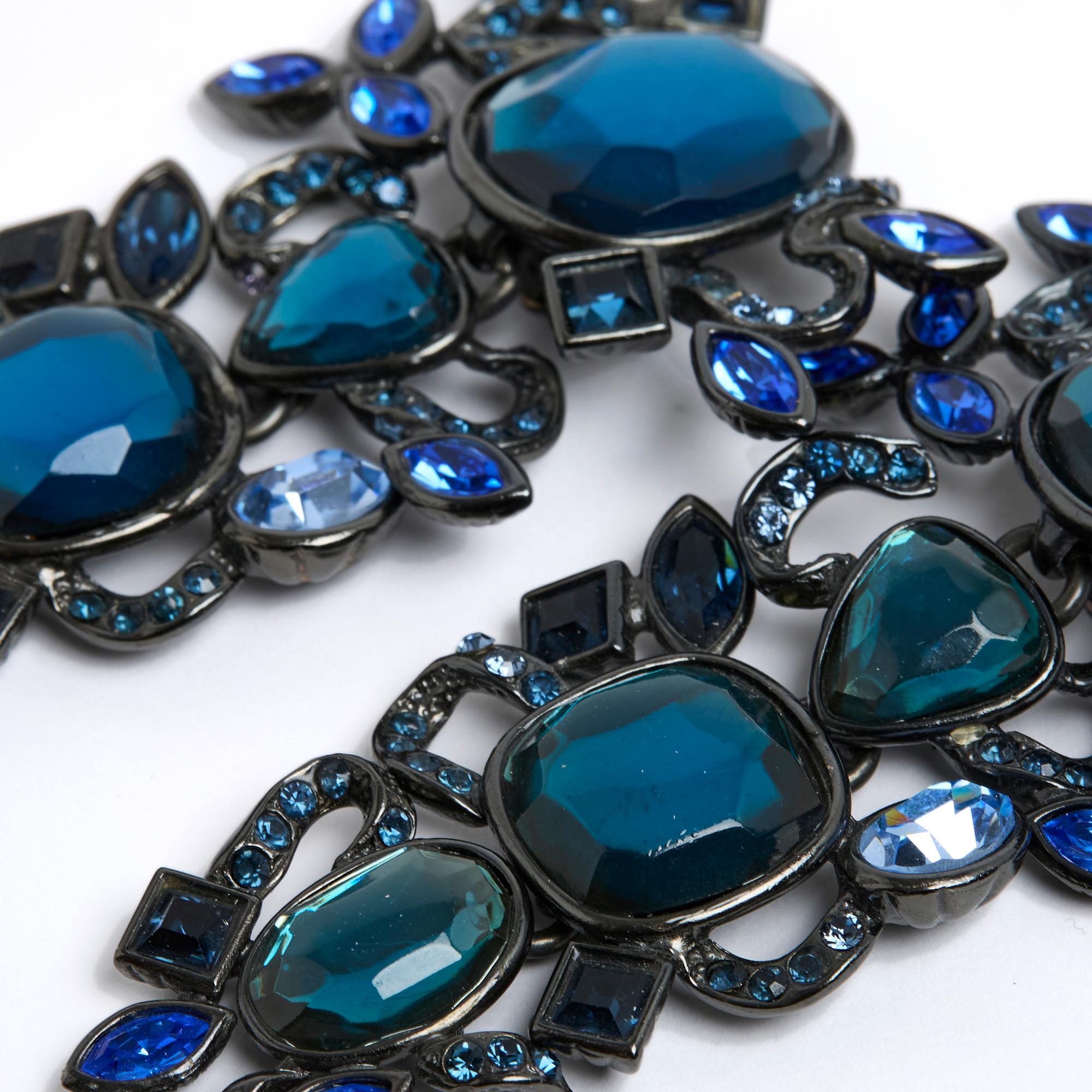 Yves Saint Laurent Boucles d'oreille Clips en serpent précieux Maxi Excellent état - En vente à PARIS, FR