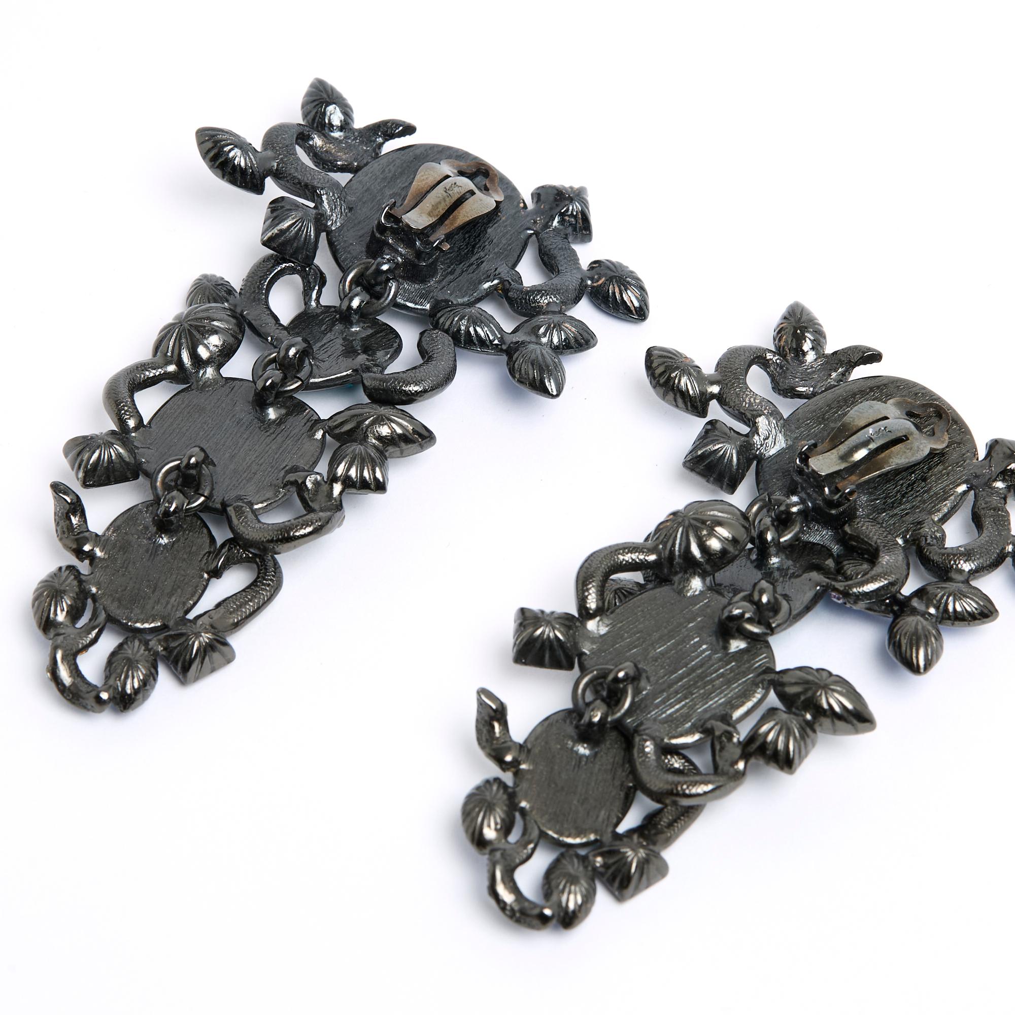 Yves Saint Laurent Boucles d'oreille Clips en serpent précieux Maxi Pour femmes en vente