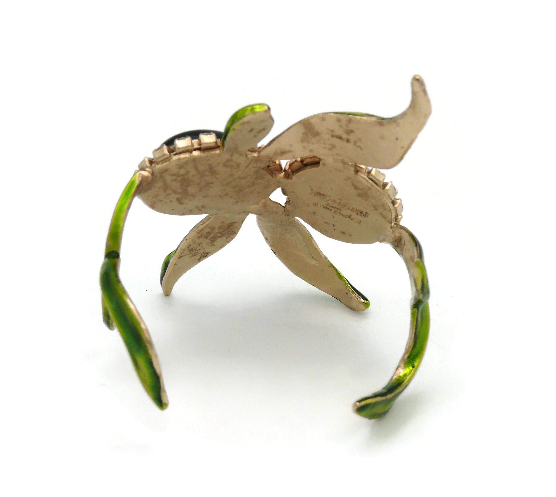YVES SAINT LAURENT YSL by TOM FORD Paire de bracelets manchettes en forme d'orchidée ornée de bijoux en vente 11