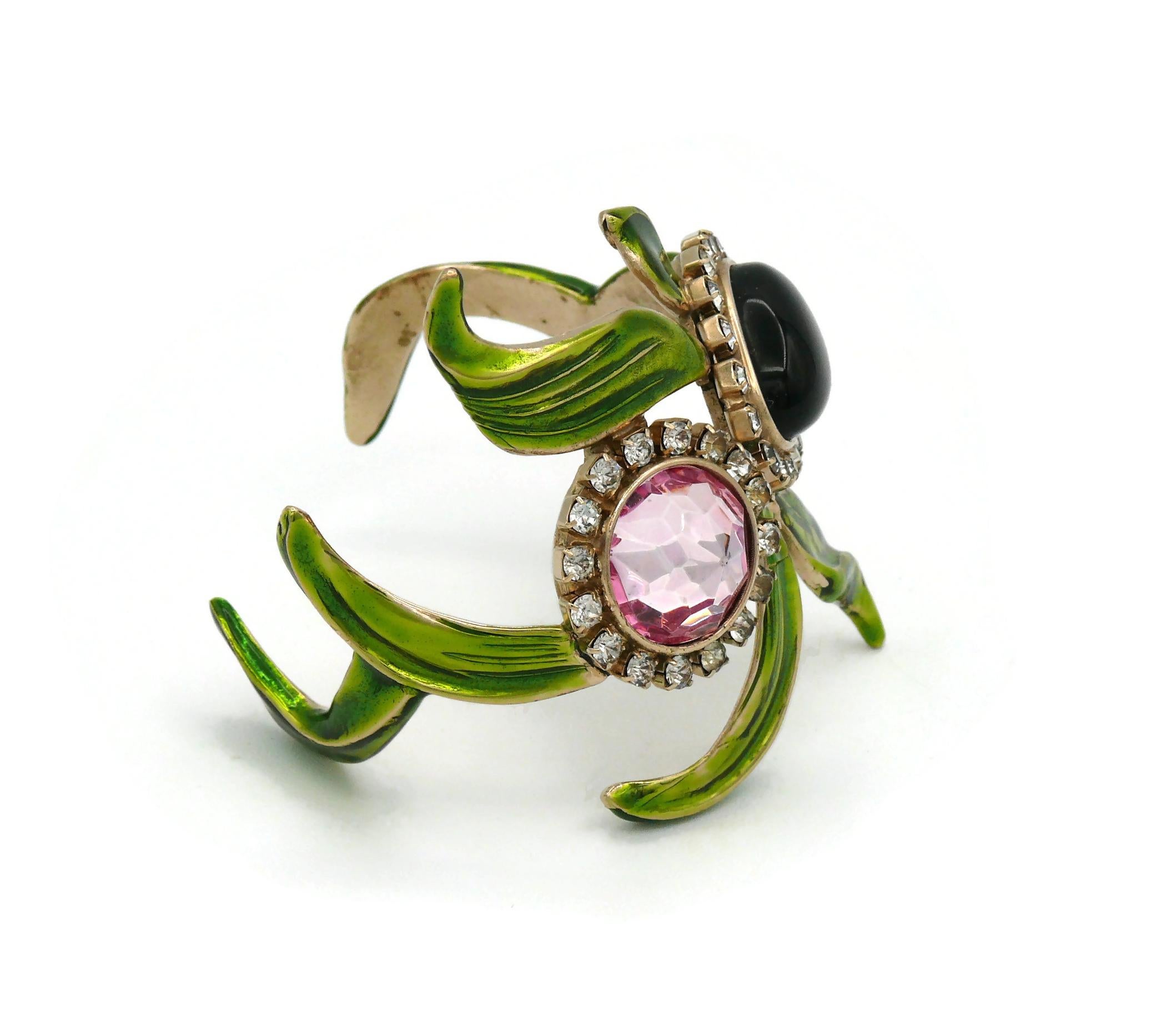 YVES SAINT LAURENT YSL by TOM FORD Paire de bracelets manchettes en forme d'orchidée ornée de bijoux en vente 2