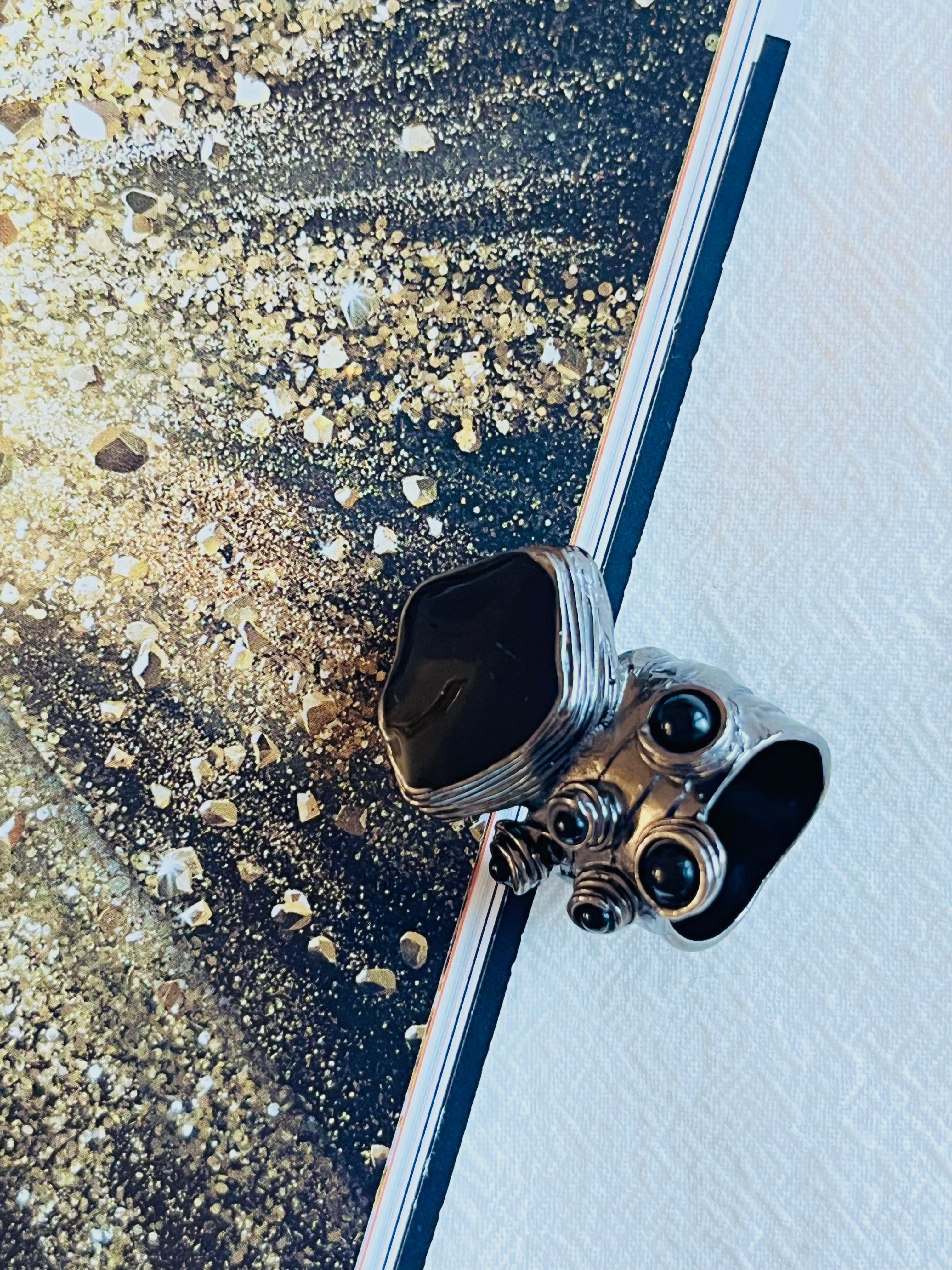 Yves Saint Laurent YSL Cabochon Black Enamel Dots Chunky Silver Ring, Size 6 In Good Condition In Wokingham, England