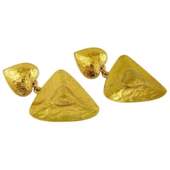 Pendants d'oreilles Yves Saint Laurent YSL texturés à double cœur