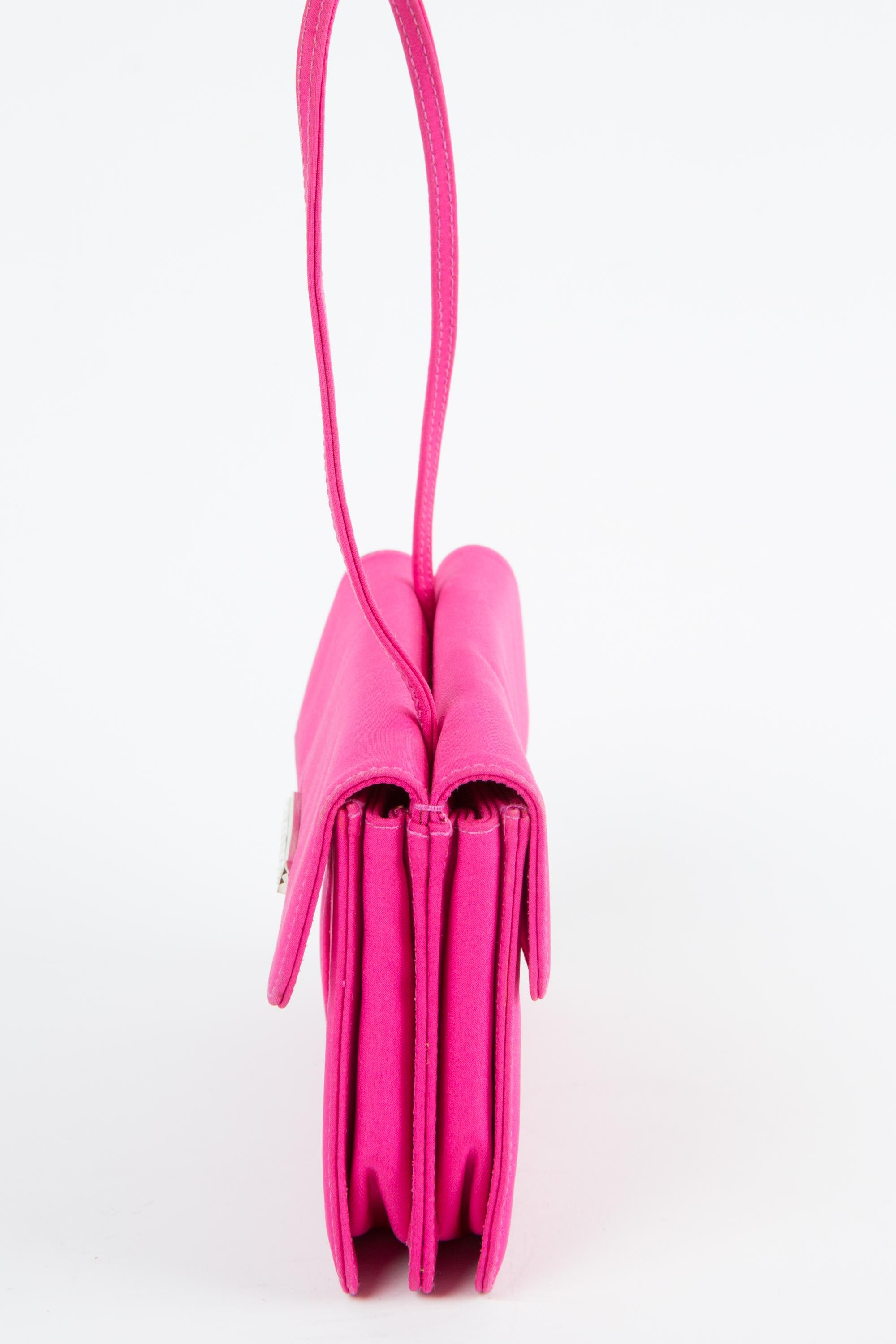 Yves Saint Laurent YSL Abendtasche aus rosa Seide im Angebot 1