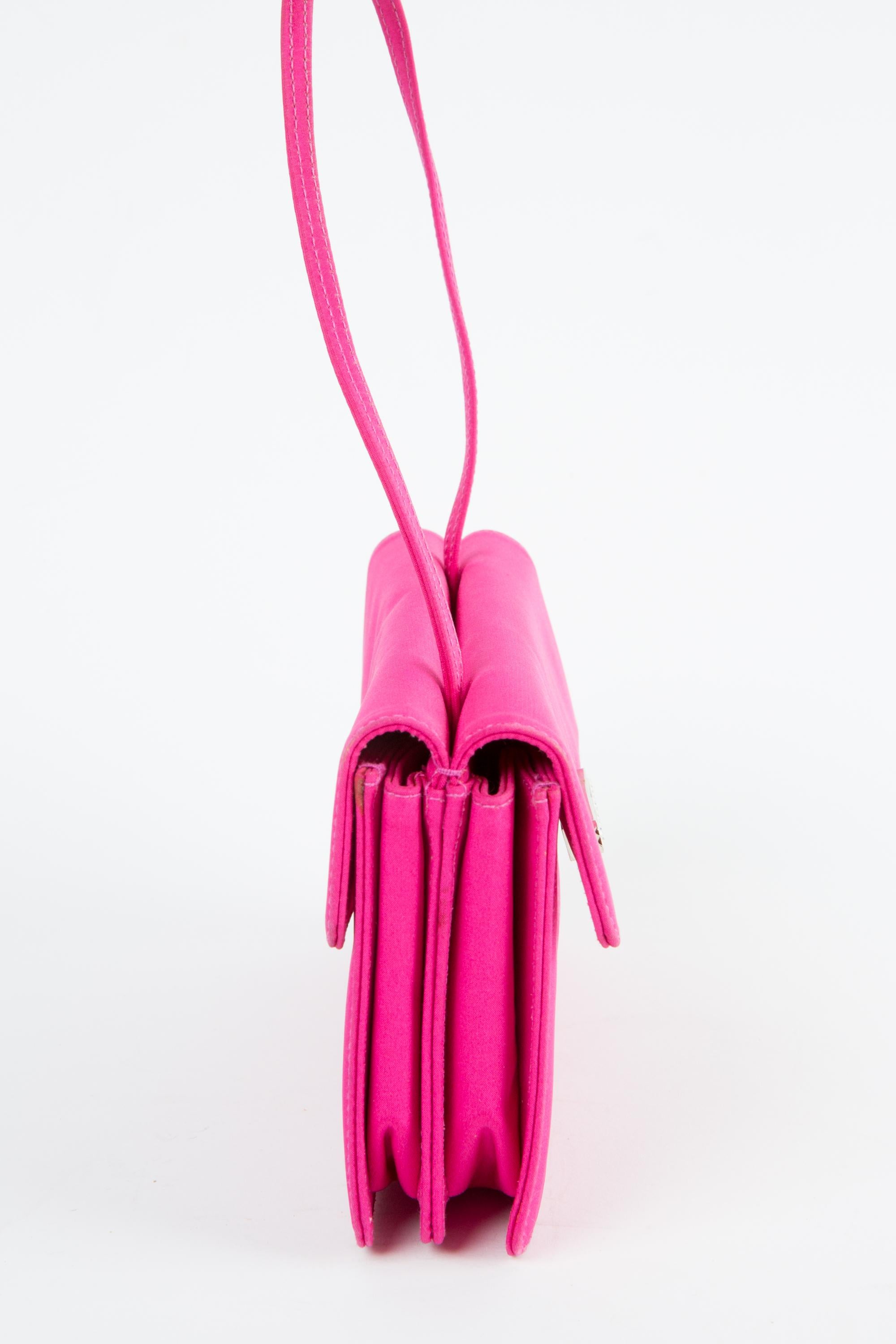 Yves Saint Laurent YSL Abendtasche aus rosa Seide im Angebot 2