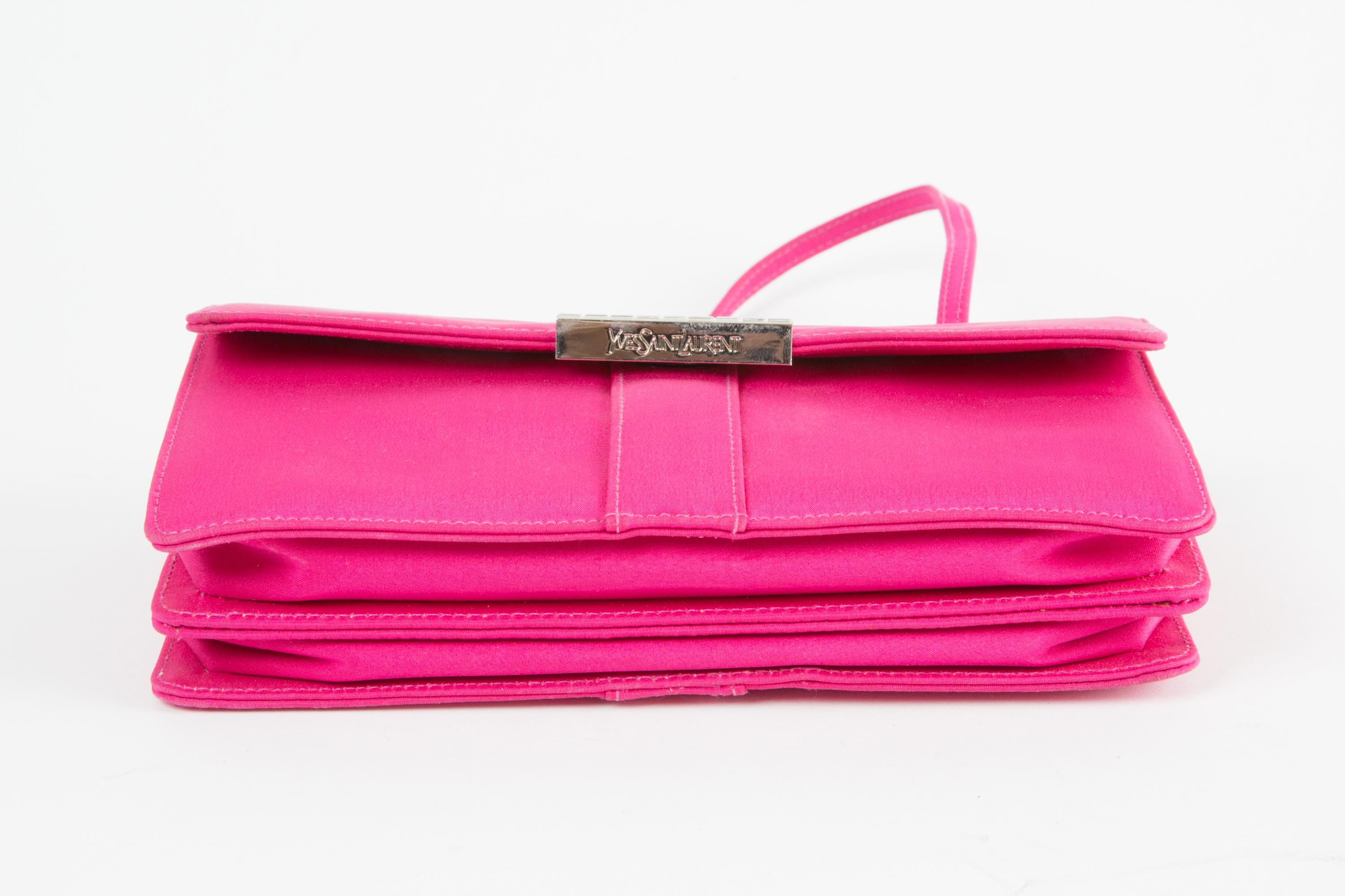 Yves Saint Laurent YSL Abendtasche aus rosa Seide im Angebot 3