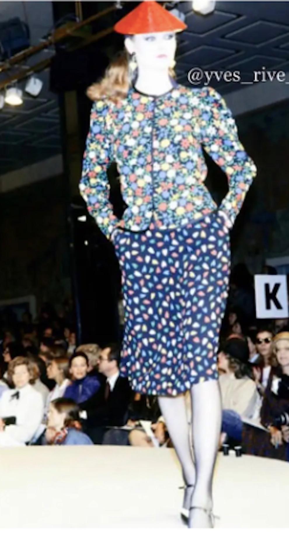 Yves Saint Laurent YSL Floral-Printed Jacket In Good Condition For Sale In Paris, FR