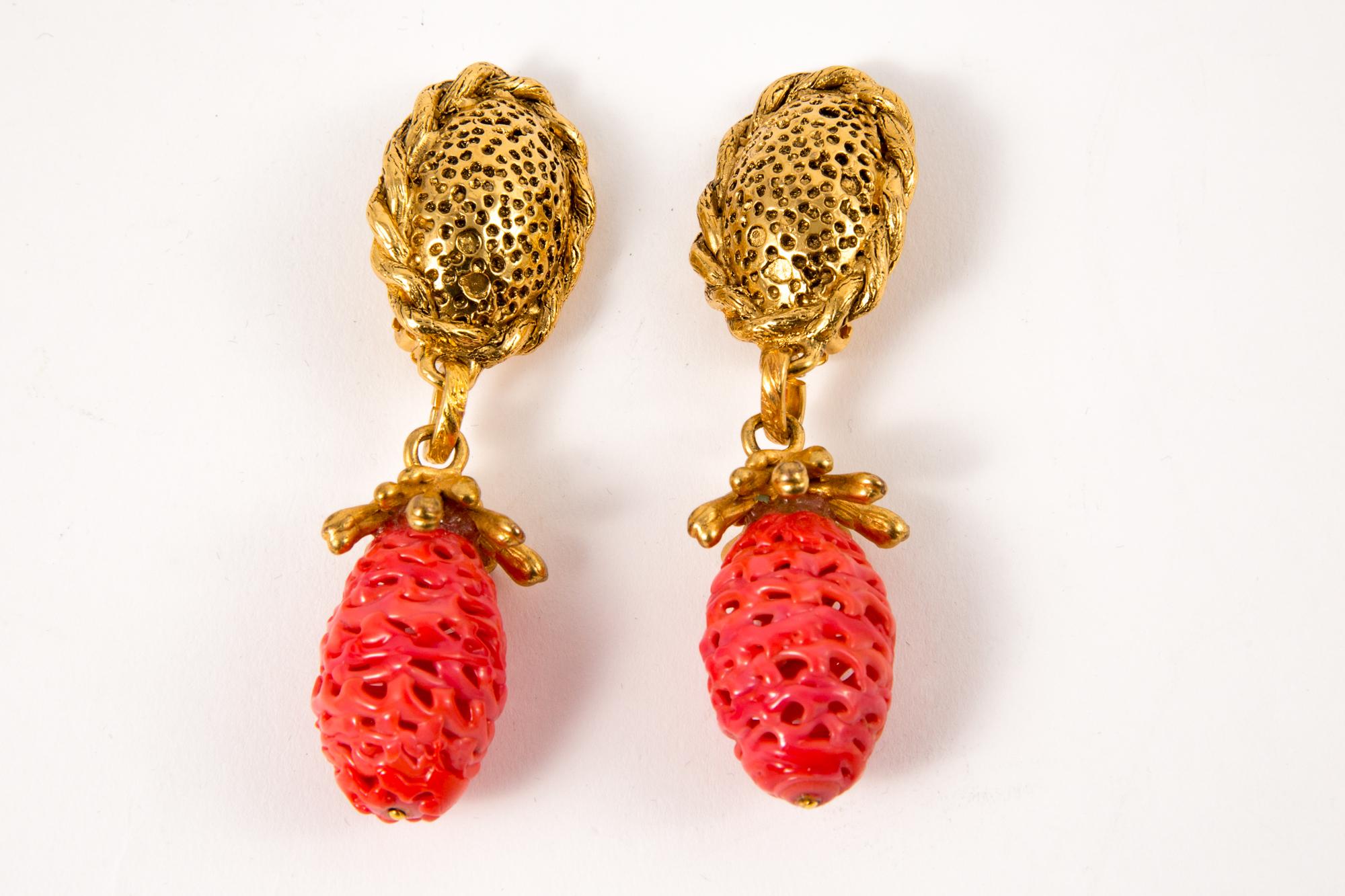Yves Saint Laurent YSL by Robert Gossens featuring red strawberries with gold tone metal details,  a clip-on fastening, back plaque YSL. 
Circa 1990s 
They come as a pair.
Maxi length:2.7in (7cm)
In excellent vintage condition. Made in France.  
We
