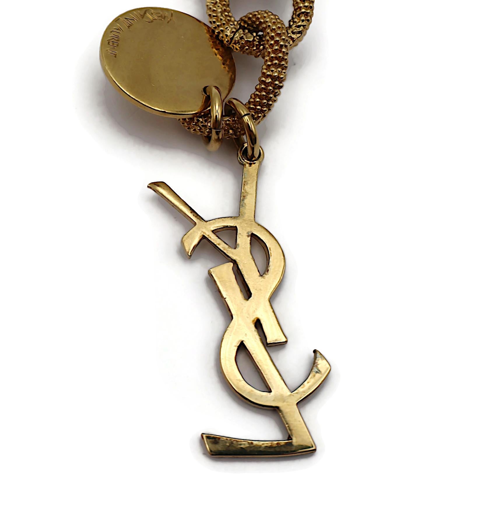 YVES SAINT LAURENT YSL Bracciale con catena e logo in oro in vendita 9