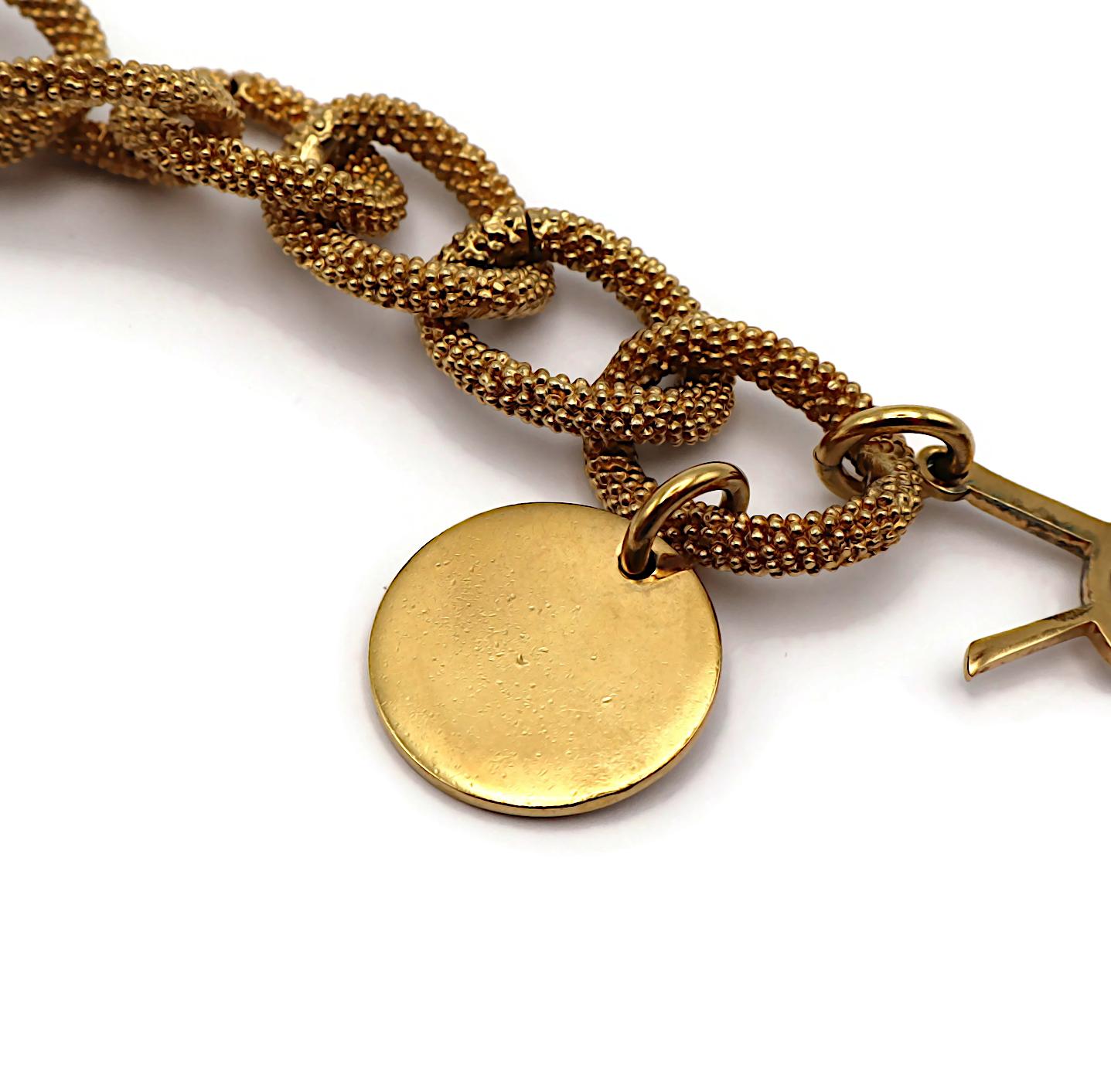 YVES SAINT LAURENT YSL Bracciale con catena e logo in oro in vendita 10