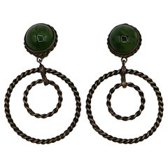 Pendants d'oreilles YVES SAINT LAURENT YSL en résine verte cabochon