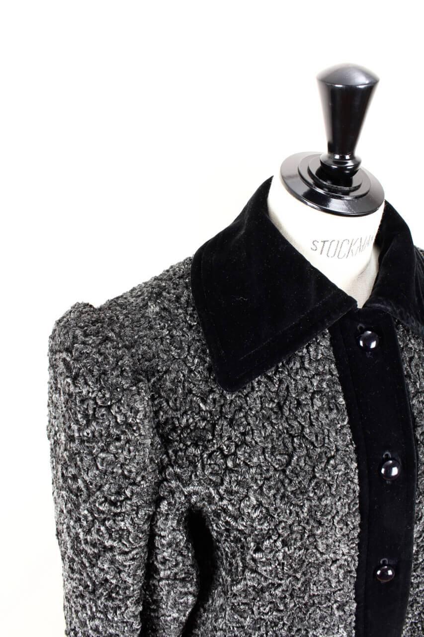 Yves Saint Laurent YSL Grey Faux Astrakhan Fur and Black Velvet Jacket, c. 1992 In Excellent Condition For Sale In Munich, DE