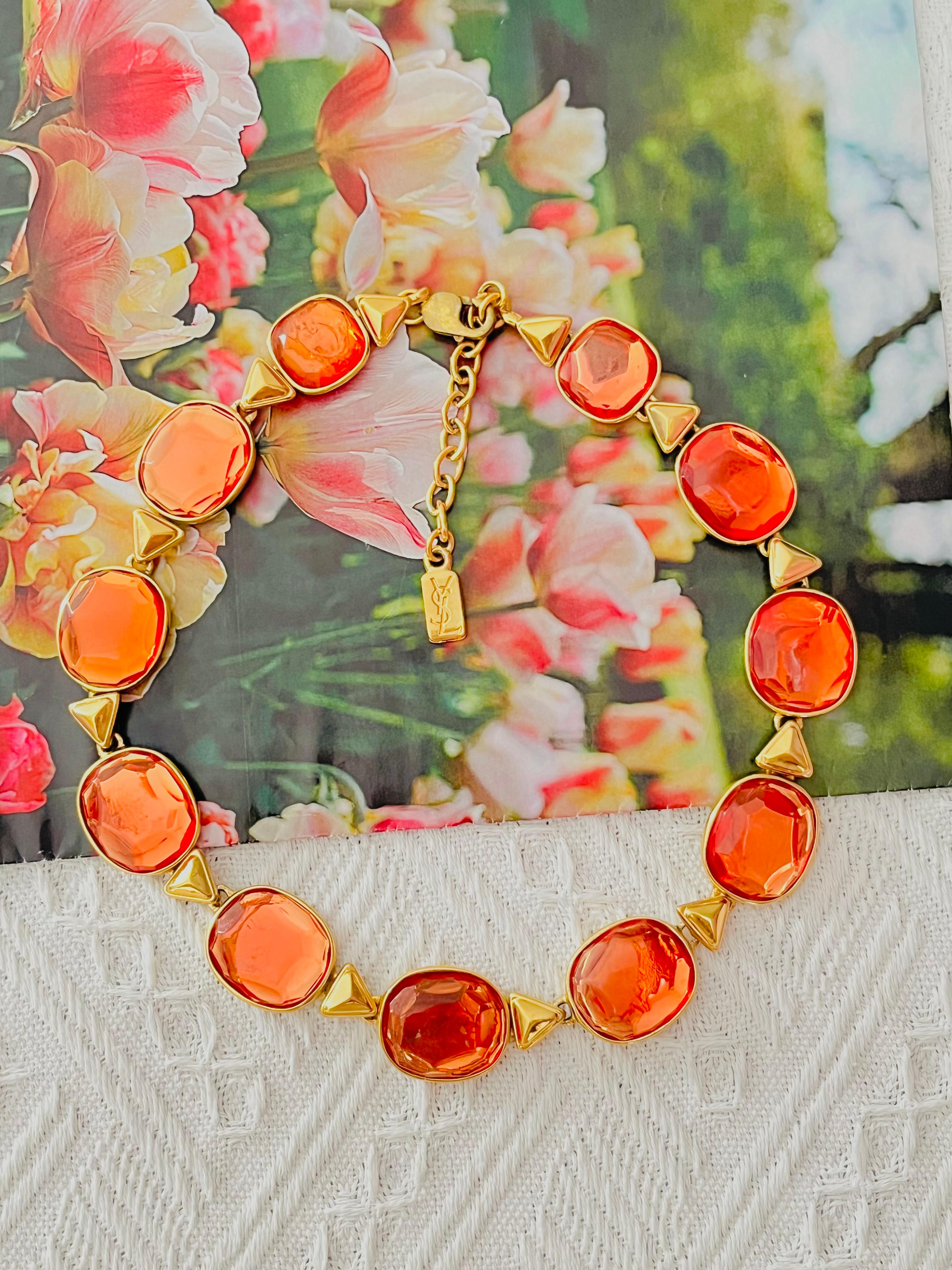 Art déco Yves Saint Laurent YSL Gripoix Collier de cristaux orange ovale cabochon triangulaire en vente