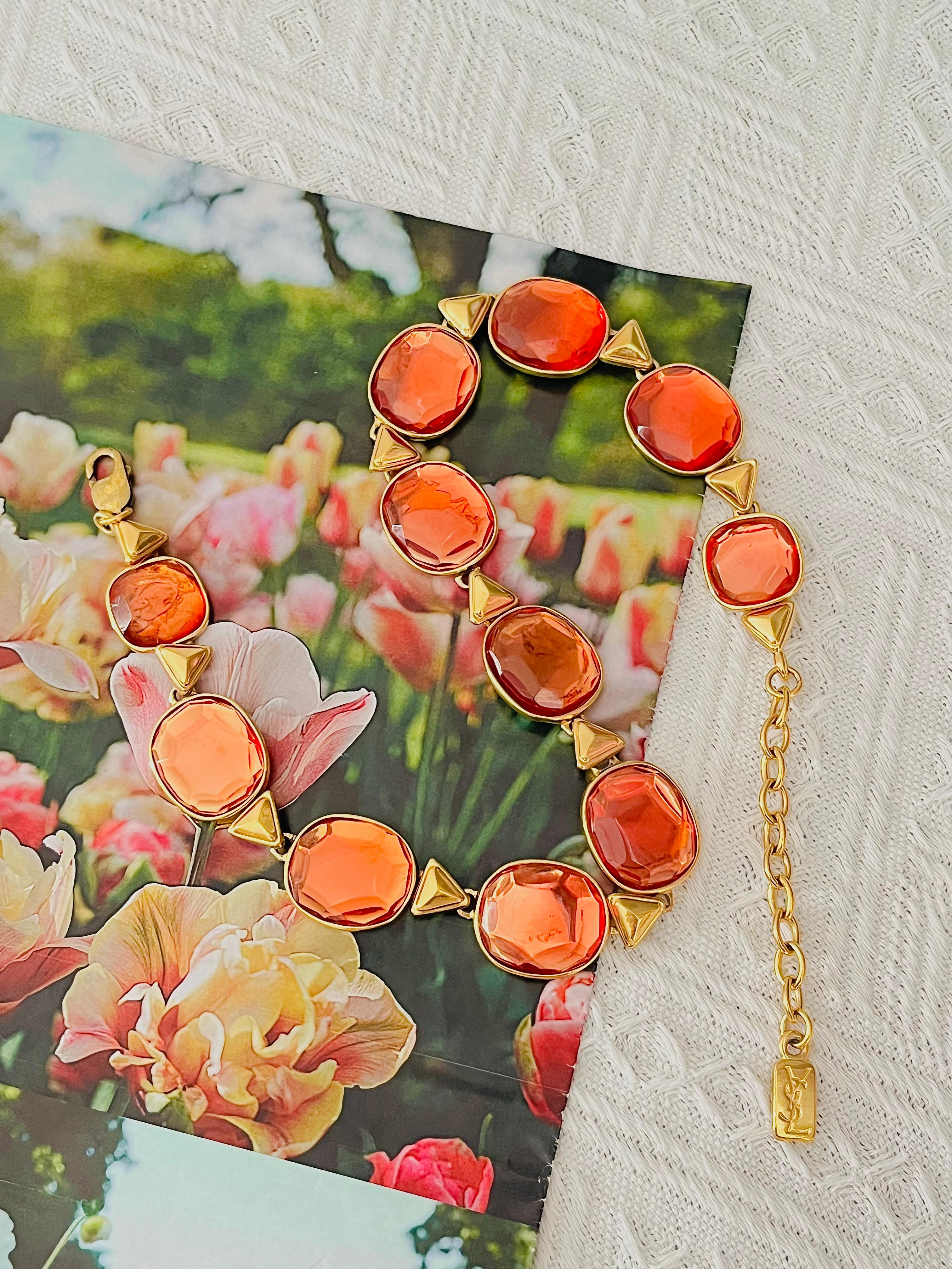 Yves Saint Laurent YSL Gripoix Collier de cristaux orange ovale cabochon triangulaire Bon état - En vente à Wokingham, England