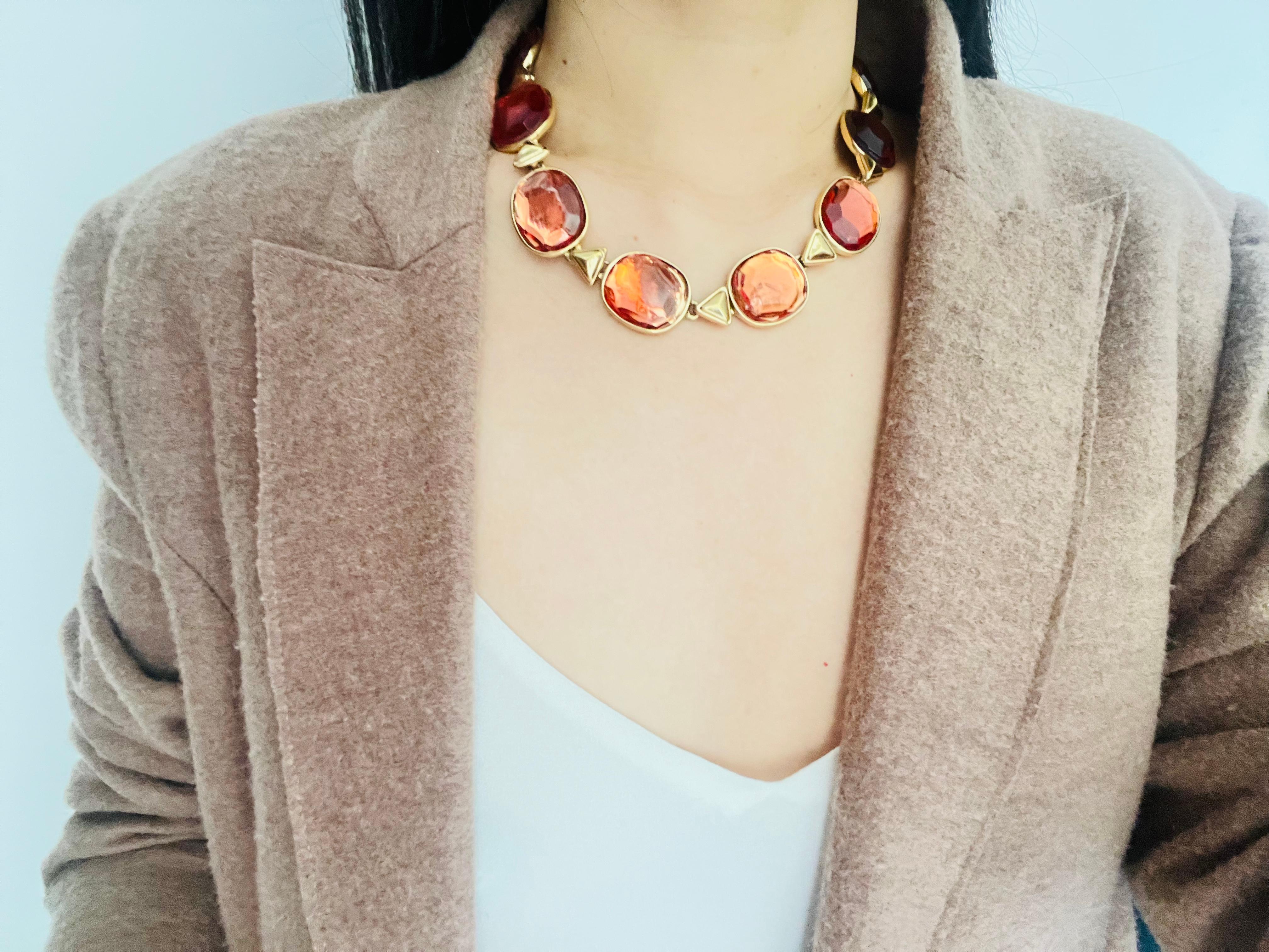 Yves Saint Laurent YSL Gripoix Collier de cristaux orange ovale cabochon triangulaire en vente 3
