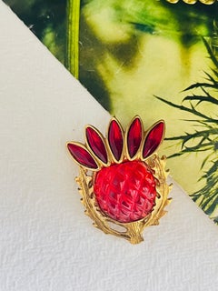 Yves Saint Laurent YSL Gripoix Ruby Thistle Flower Jelly Belly Pendant Brooch