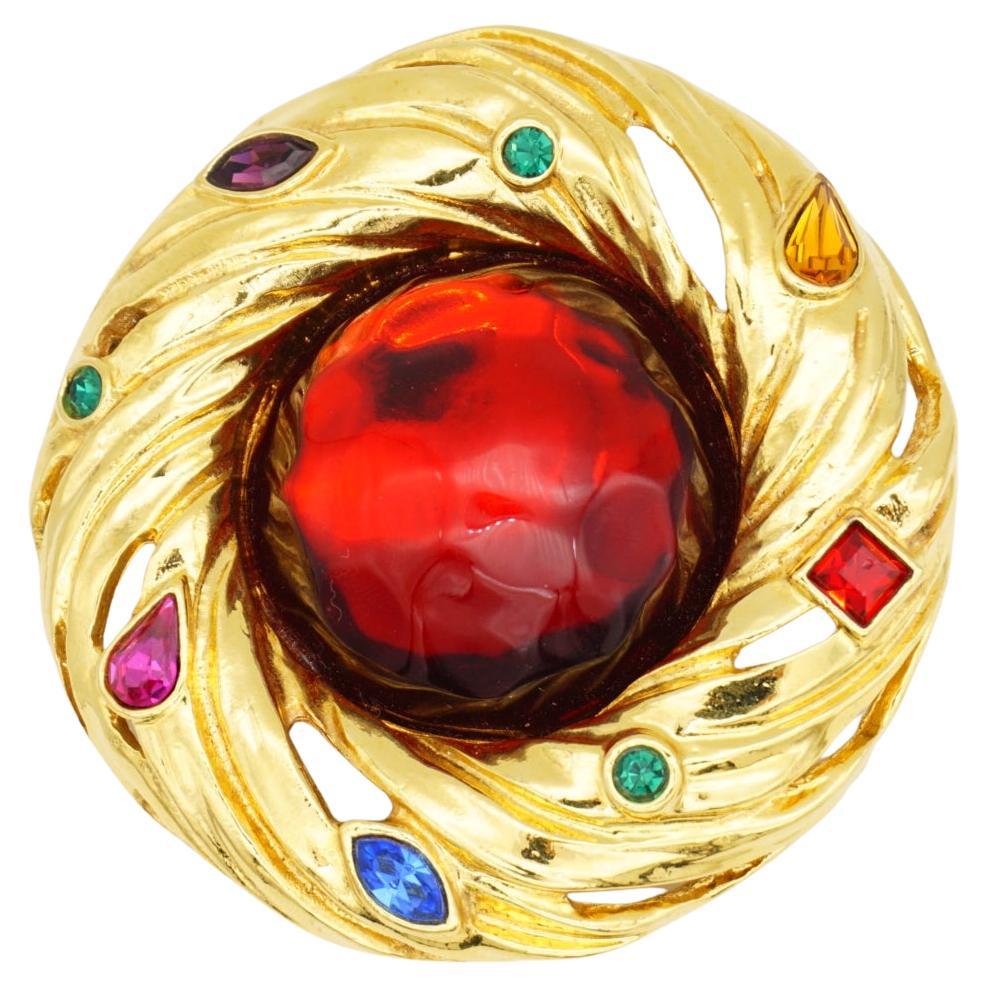 Yves Saint Laurent YSL Spilla con enormi cristalli rotondi di rubino, smeraldo e zaffiro fucsia in vendita