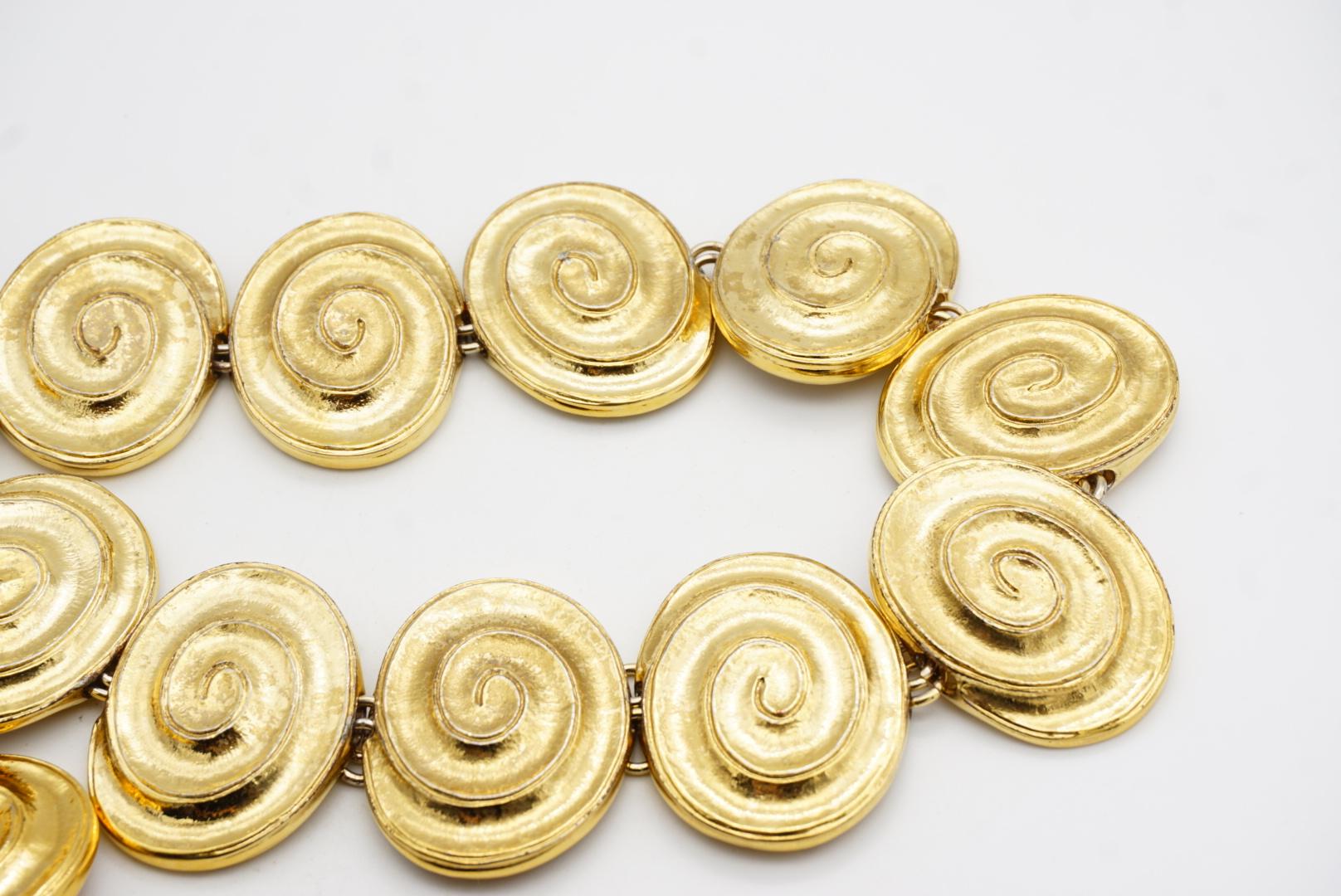 Yves Saint Laurent YSL Large Swirl Oval Shell Medallion Link Belt Long Necklace For Sale 7