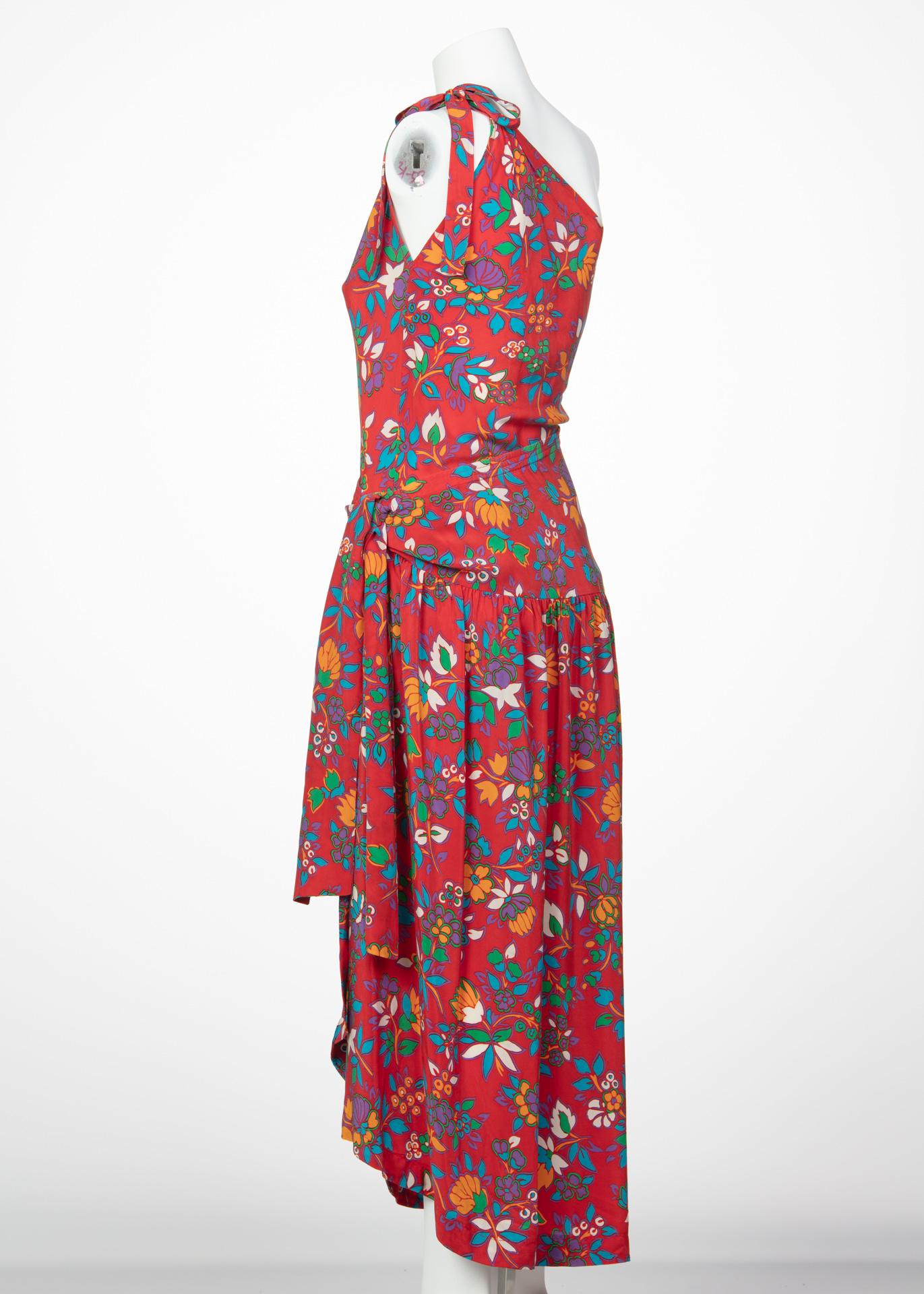 Yves Saint Laurent YSL Ensemble haut et jupe à imprimé floral multicolore, années 1980  en vente 3