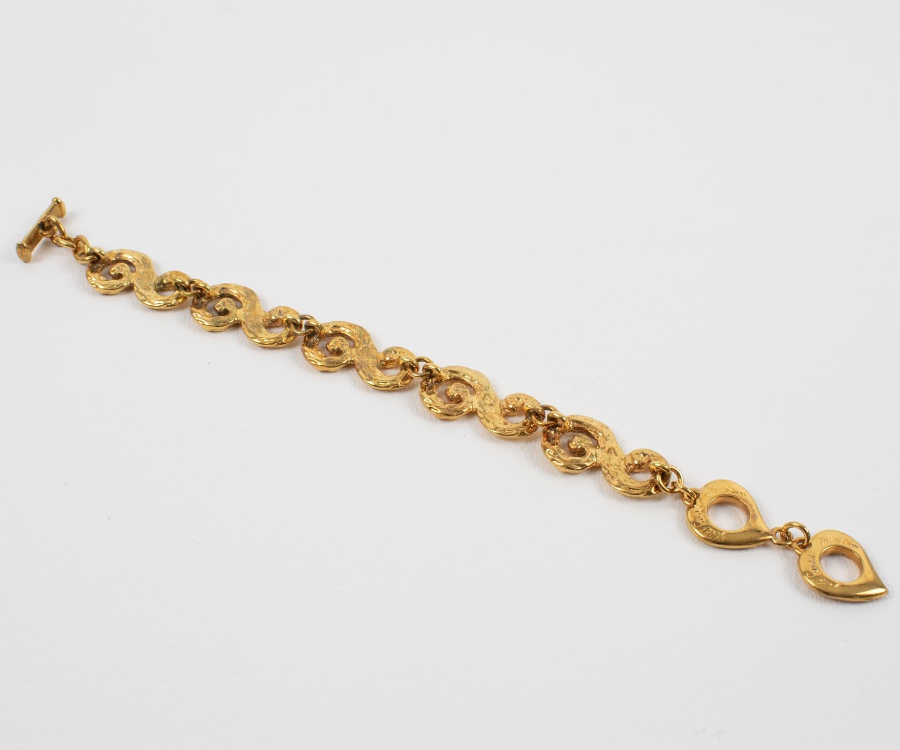 Moderne Yves Saint Laurent YSL Paris Bracelet à maillons arabesque en métal doré en vente