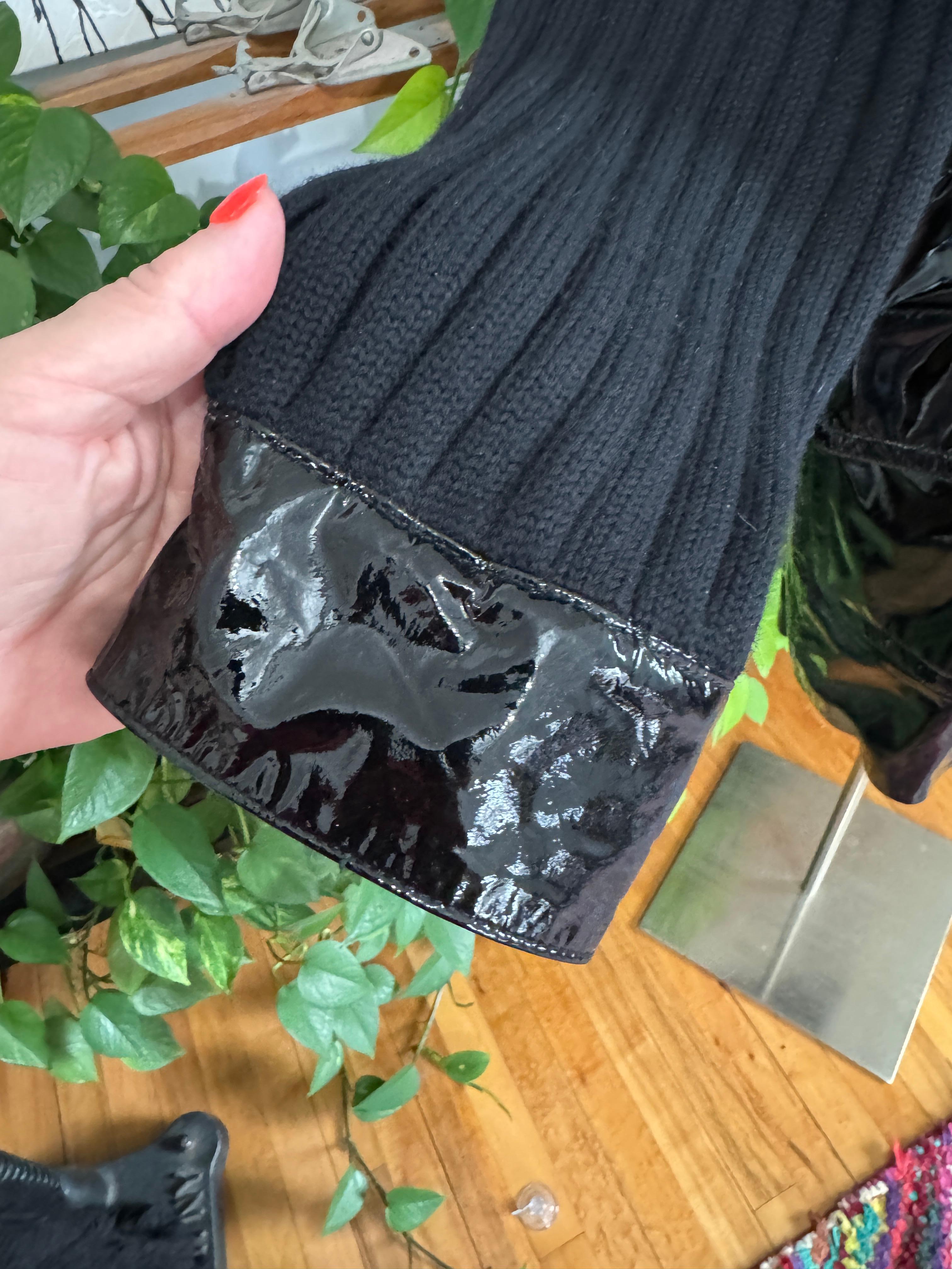 Yves Saint Laurent Chaqueta YSL de charol y lana Años 90 en venta 6